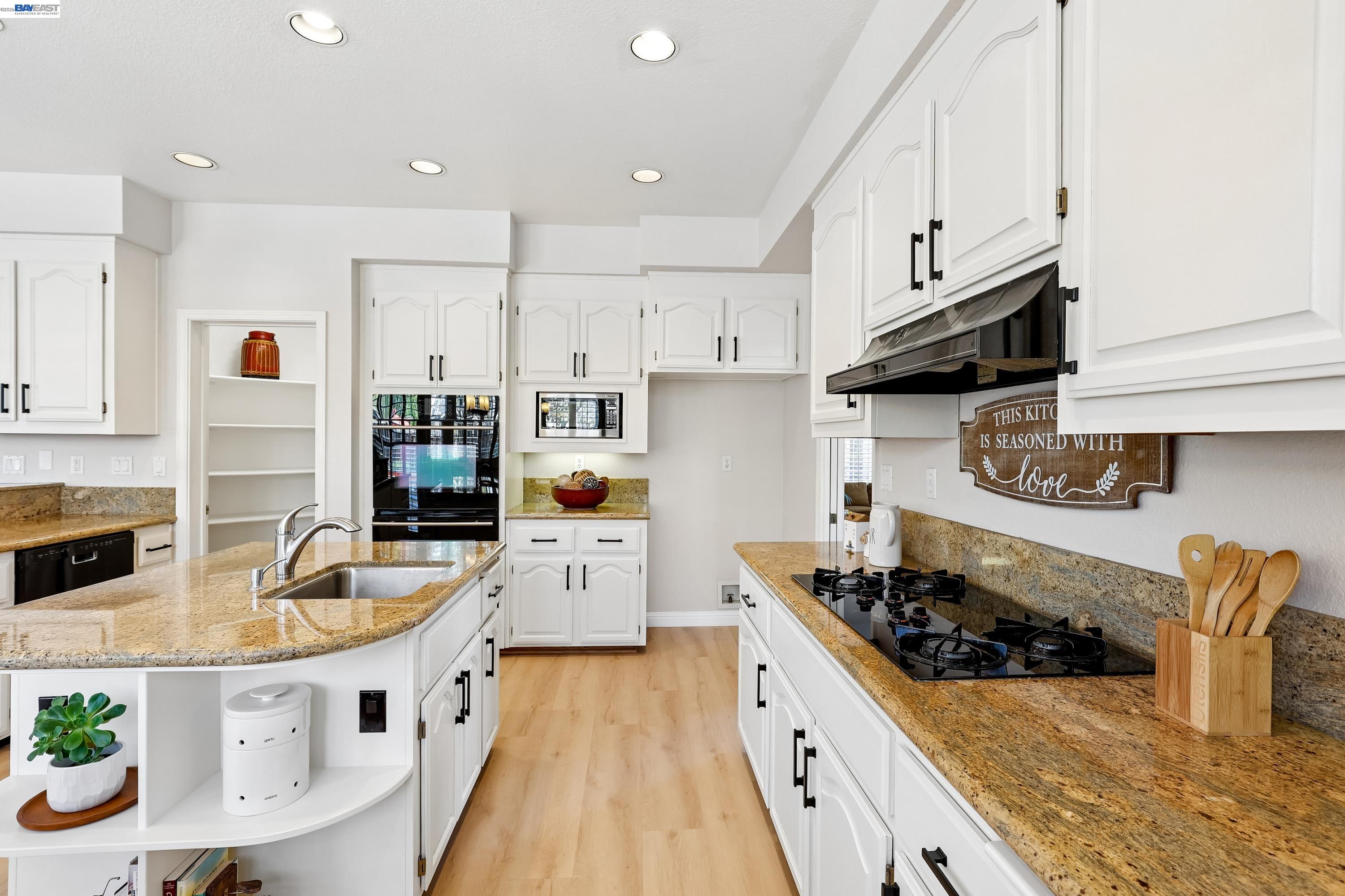 477 Obsidian Way, Clayton CA 94517 — photo 11