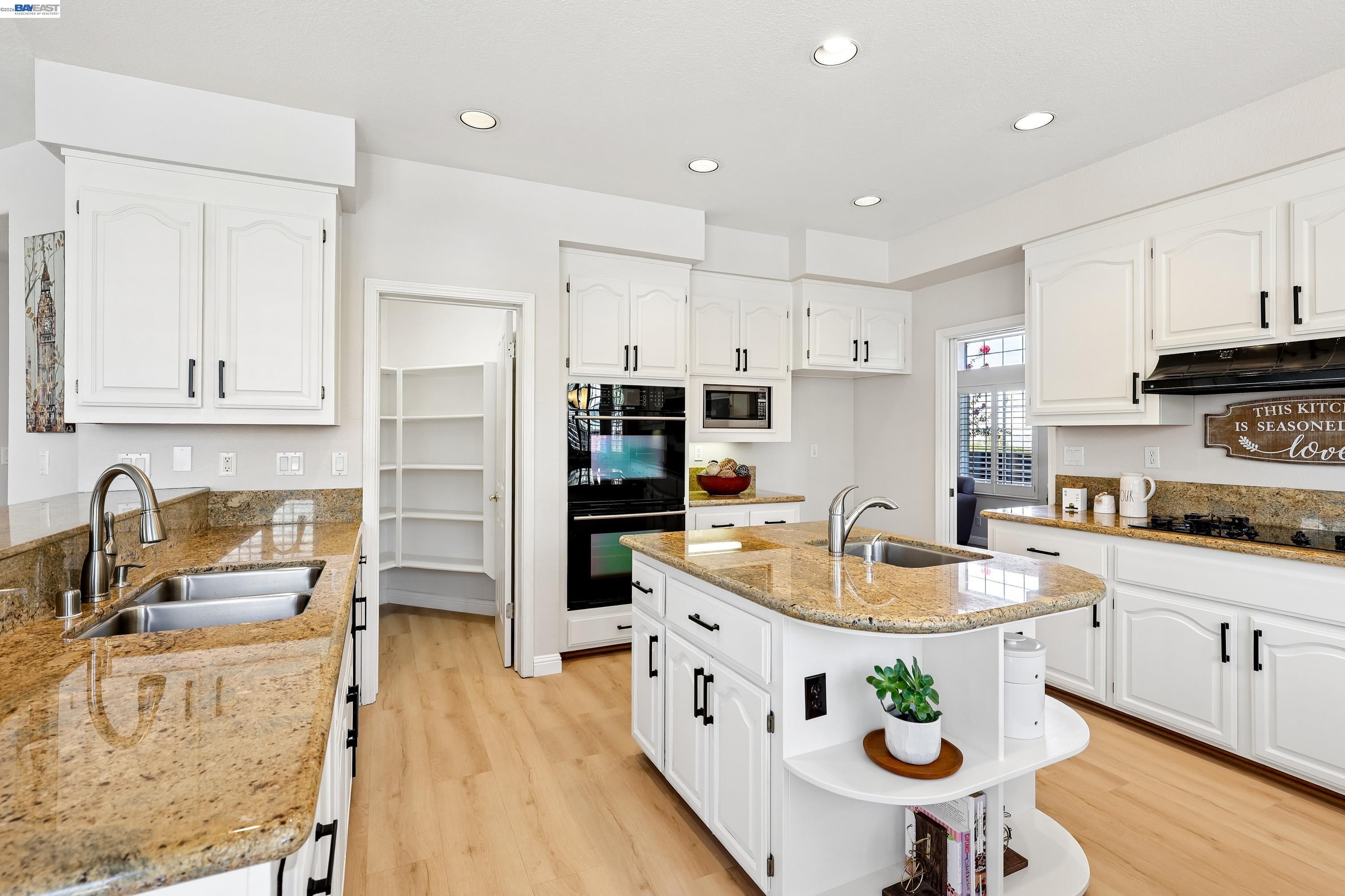 477 Obsidian Way, Clayton CA 94517 — photo 10