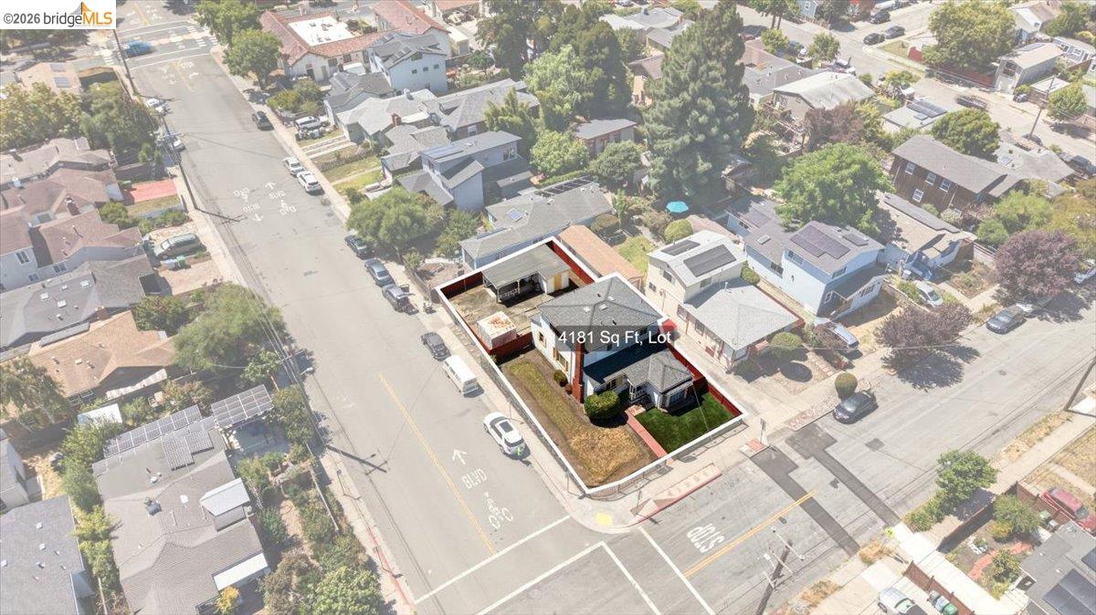 998 Jones Street