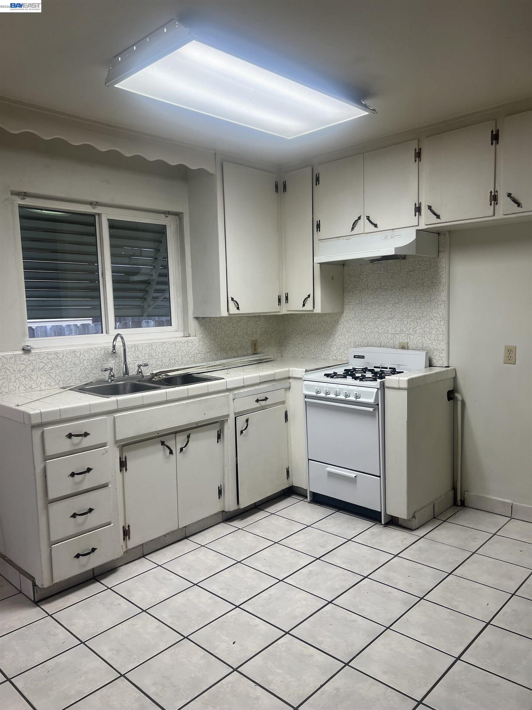 4628 Patterson Rd., Oakdale CA 95361 — photo 15