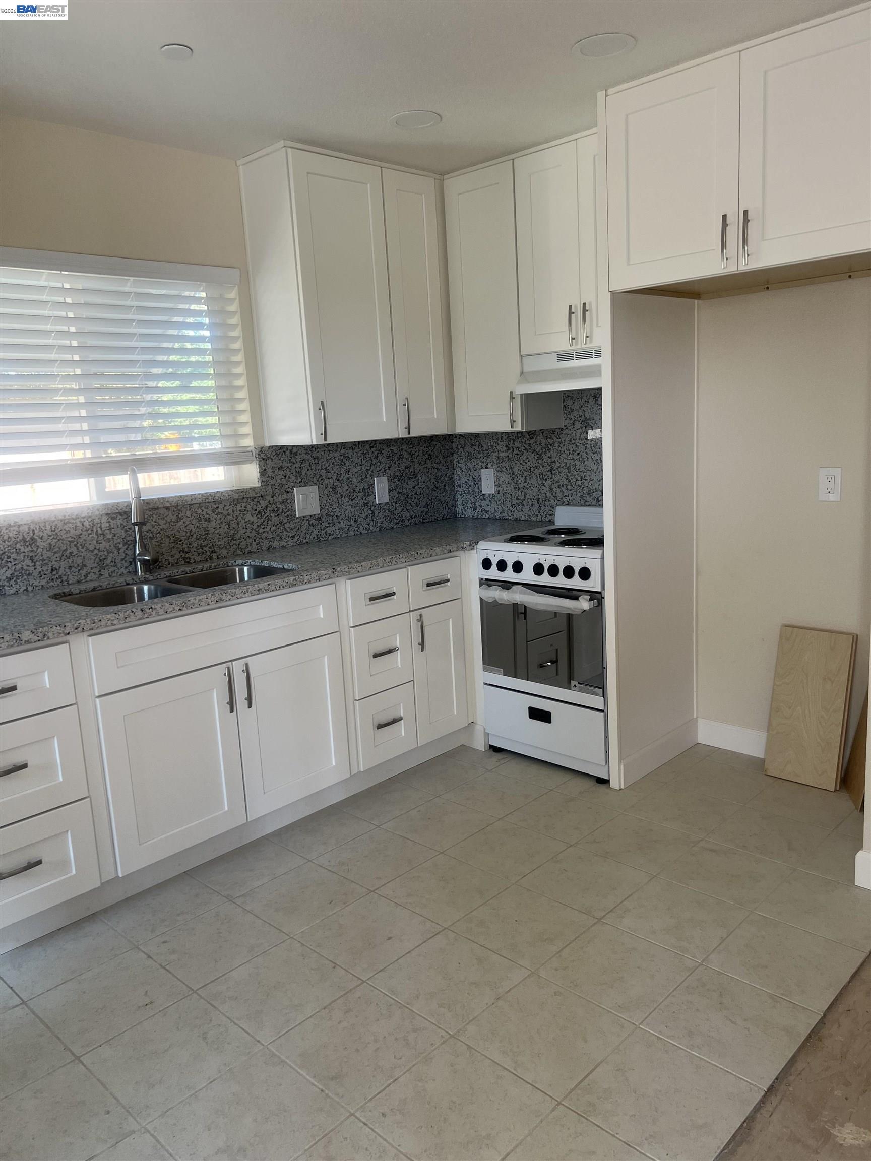 4628 Patterson Rd., Oakdale CA 95361 — photo 6