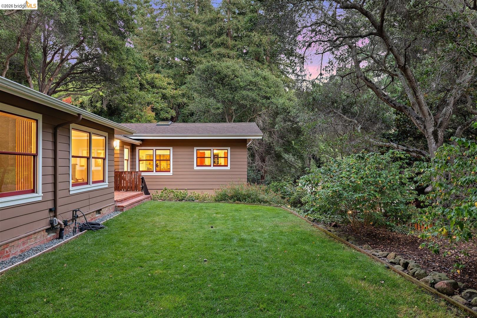 2980 Jordan Rd, Oakland CA 94602 — photo 9