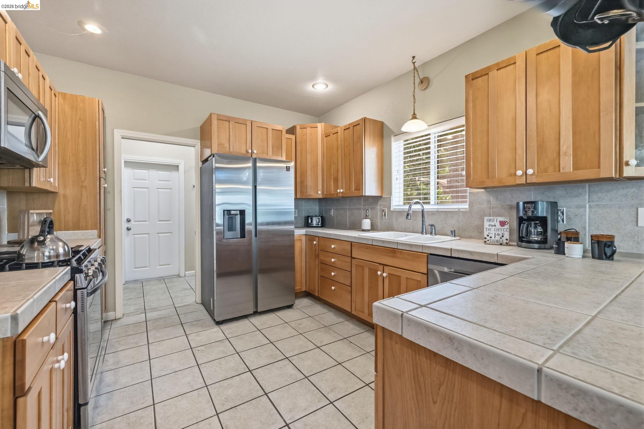 24230 N Oxbow Ln, Sonora CA 95370 — photo 7