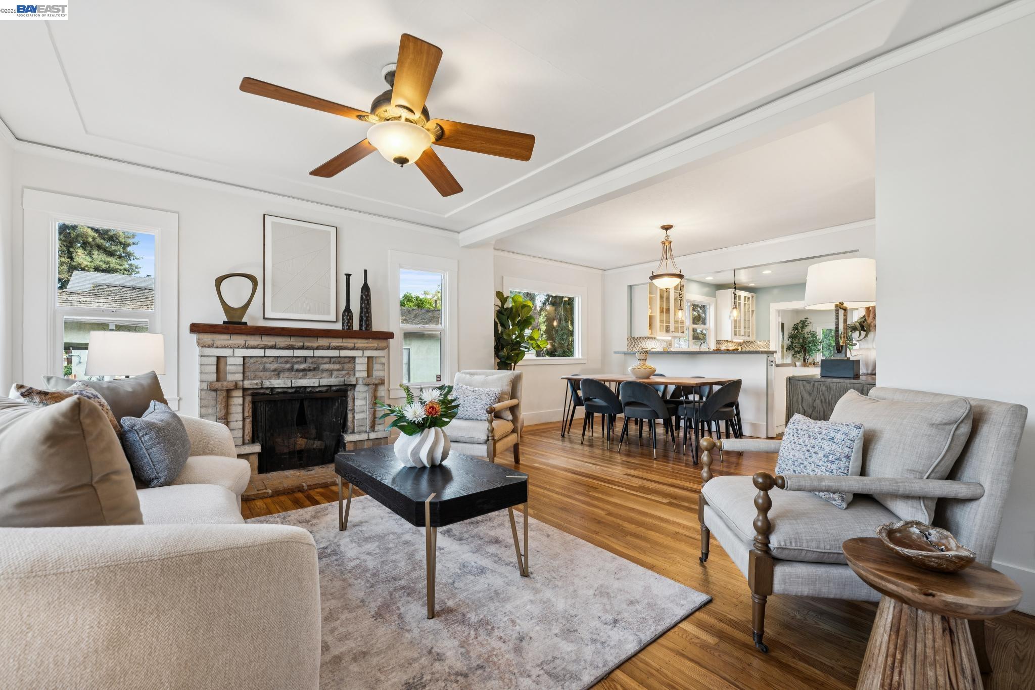 10907 Julius St