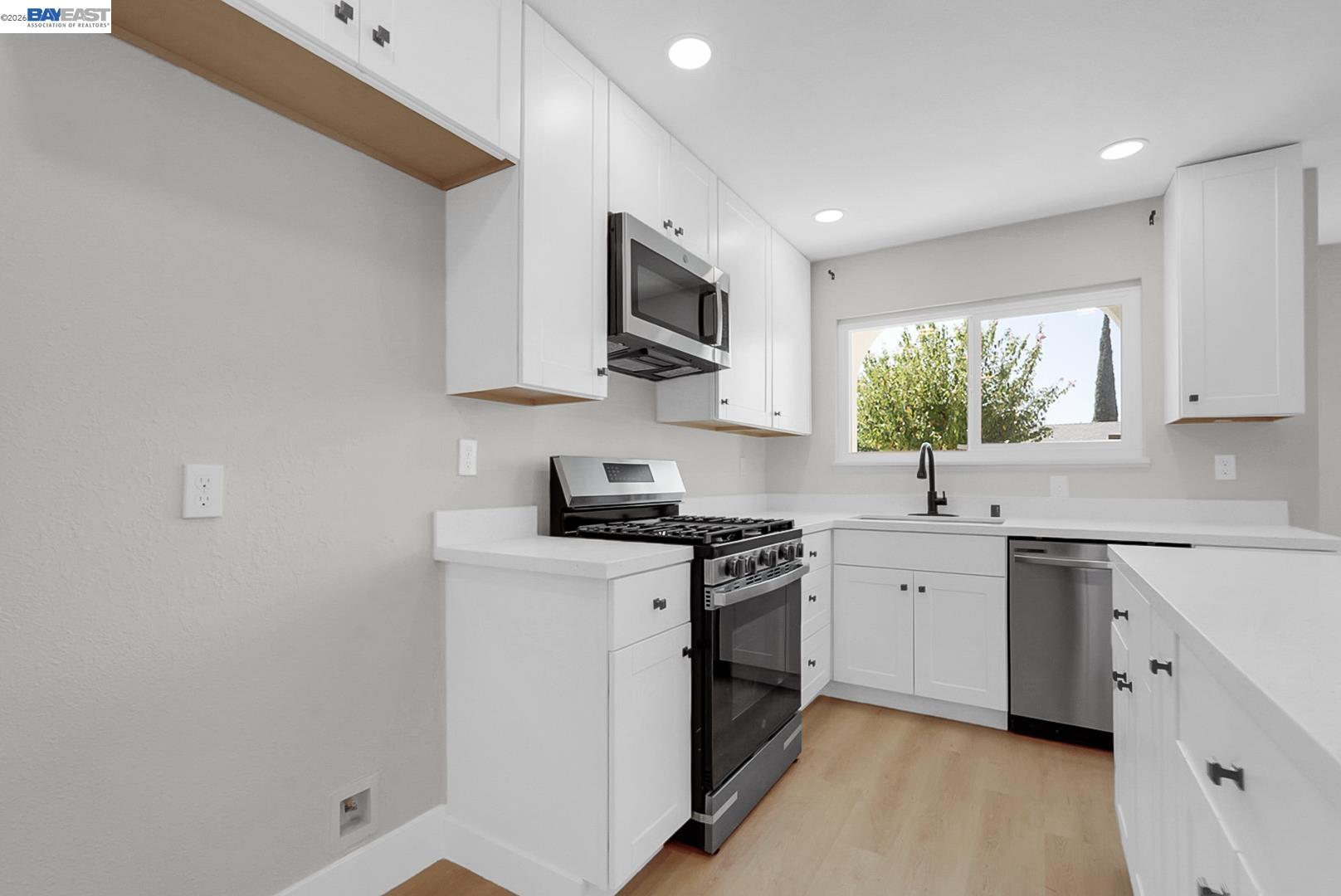 587 Somoa Lane, Lathrop CA 95330 — photo 12