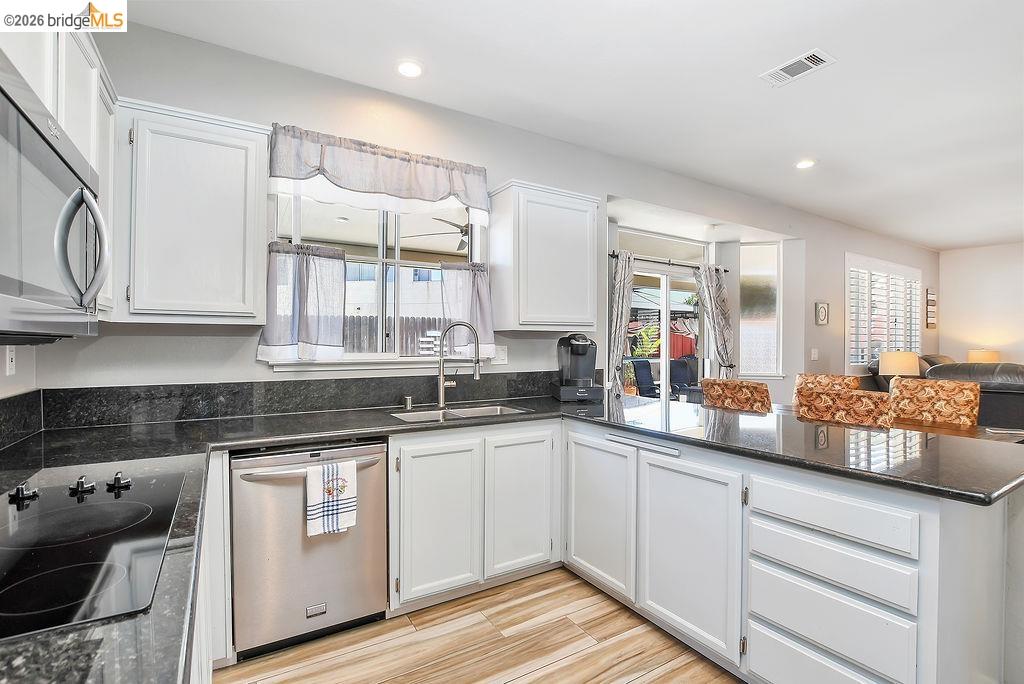 108 Edmeades Court, Oakley CA 94561 — photo 12