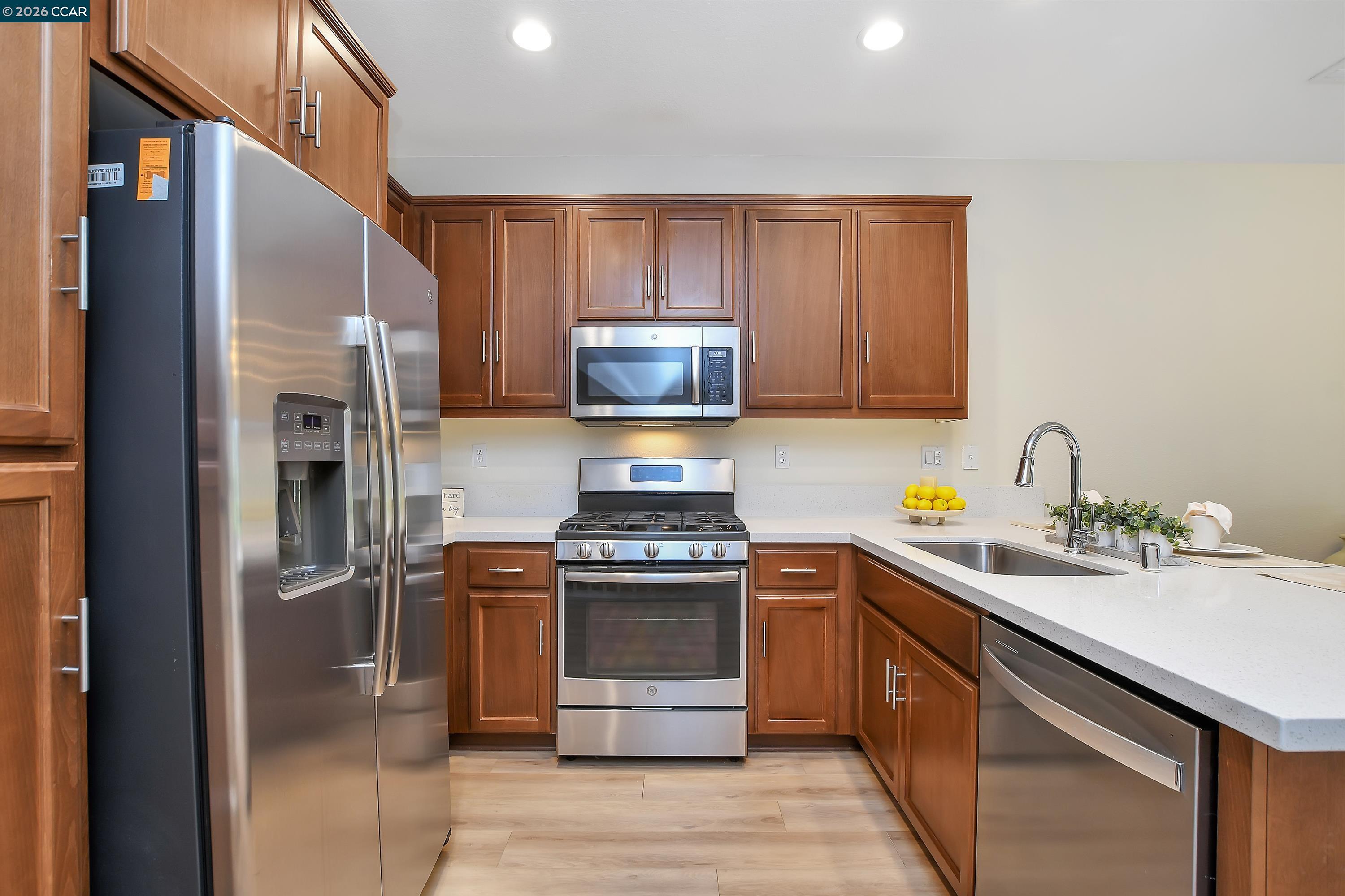 1260 Detroit Ave # 4, Concord CA 94520 — photo 10
