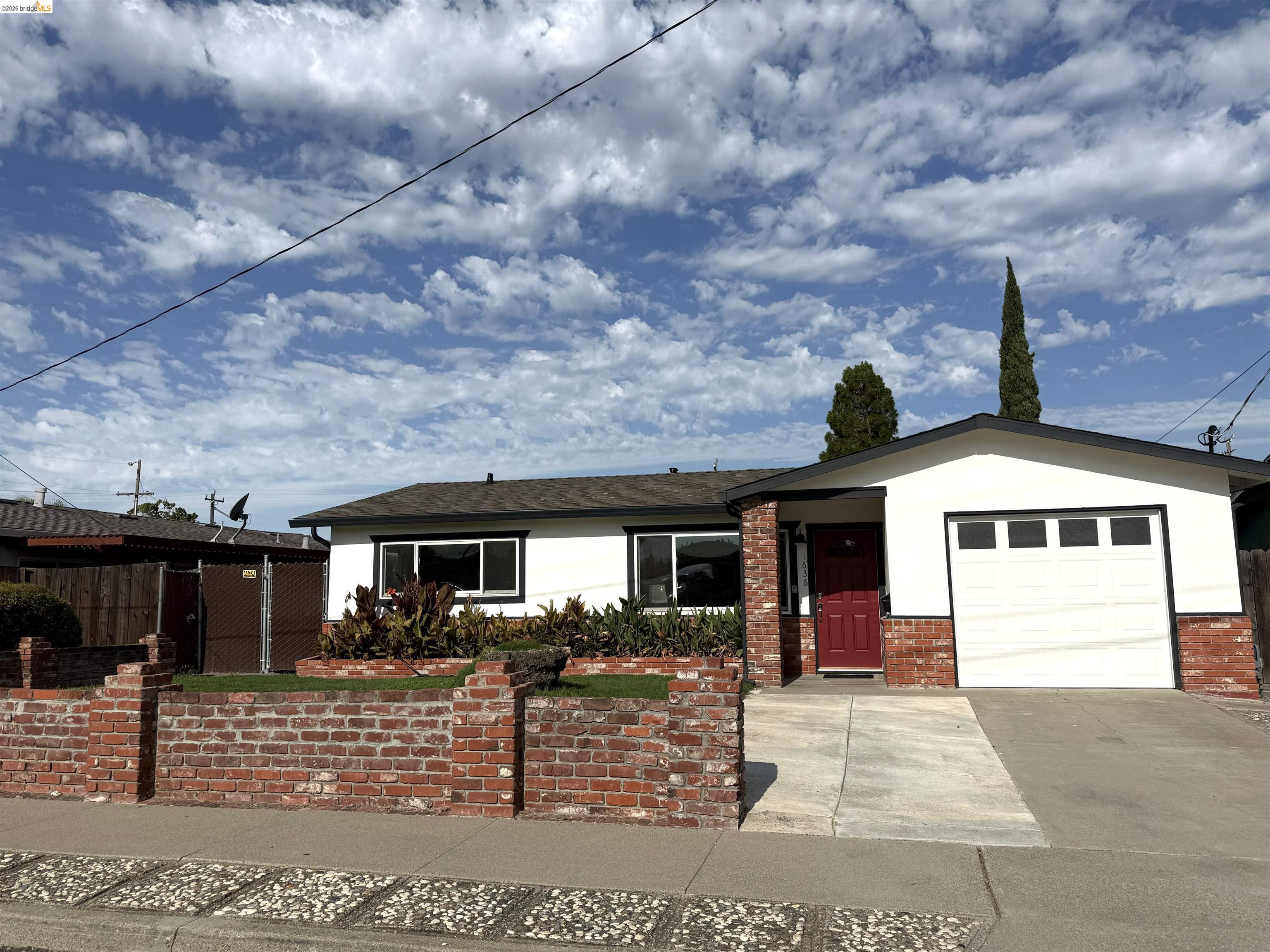 Front Image Thumbnail for EB41144247