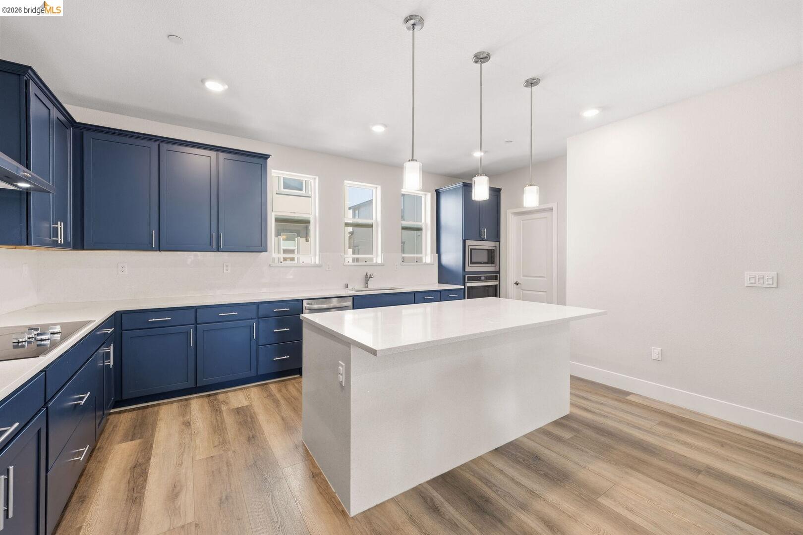 2825 Crusader ST, Alameda CA 94501 — photo 12