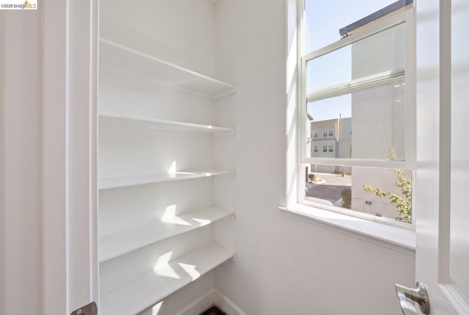 2825 Crusader ST, Alameda CA 94501 — photo 16