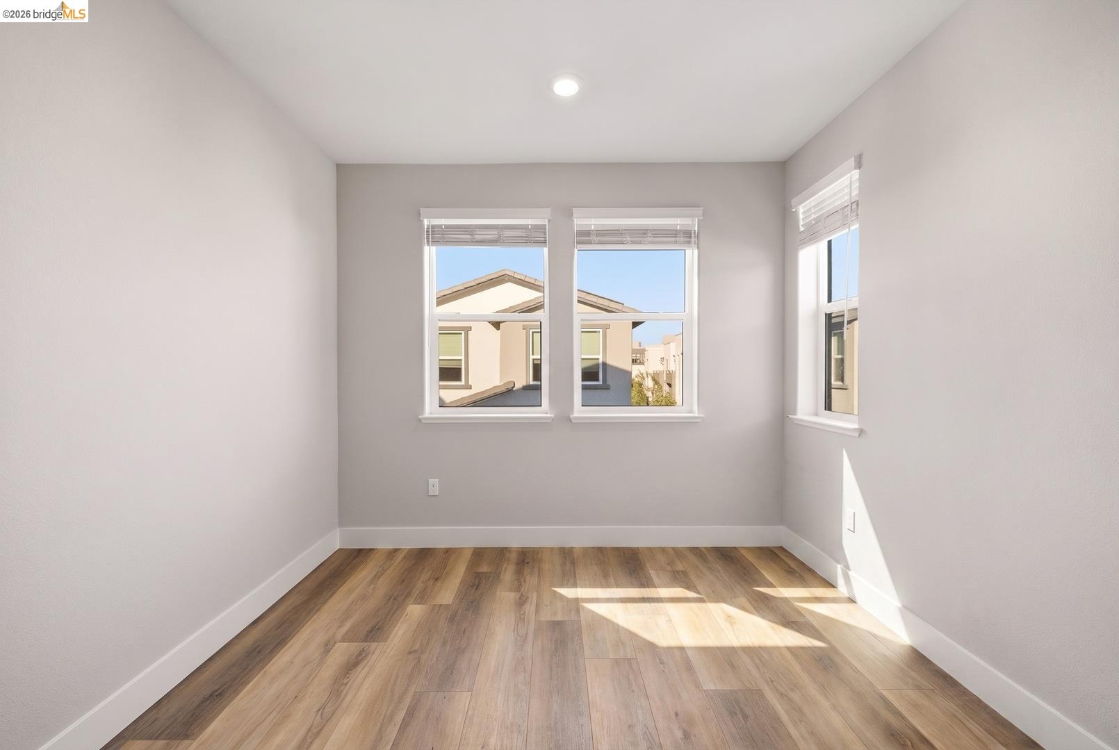 2825 Crusader ST, Alameda CA 94501 — photo 27