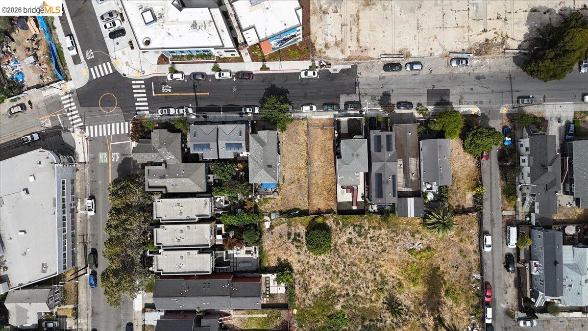 826 Pine ST, Oakland CA 94607 — photo 11