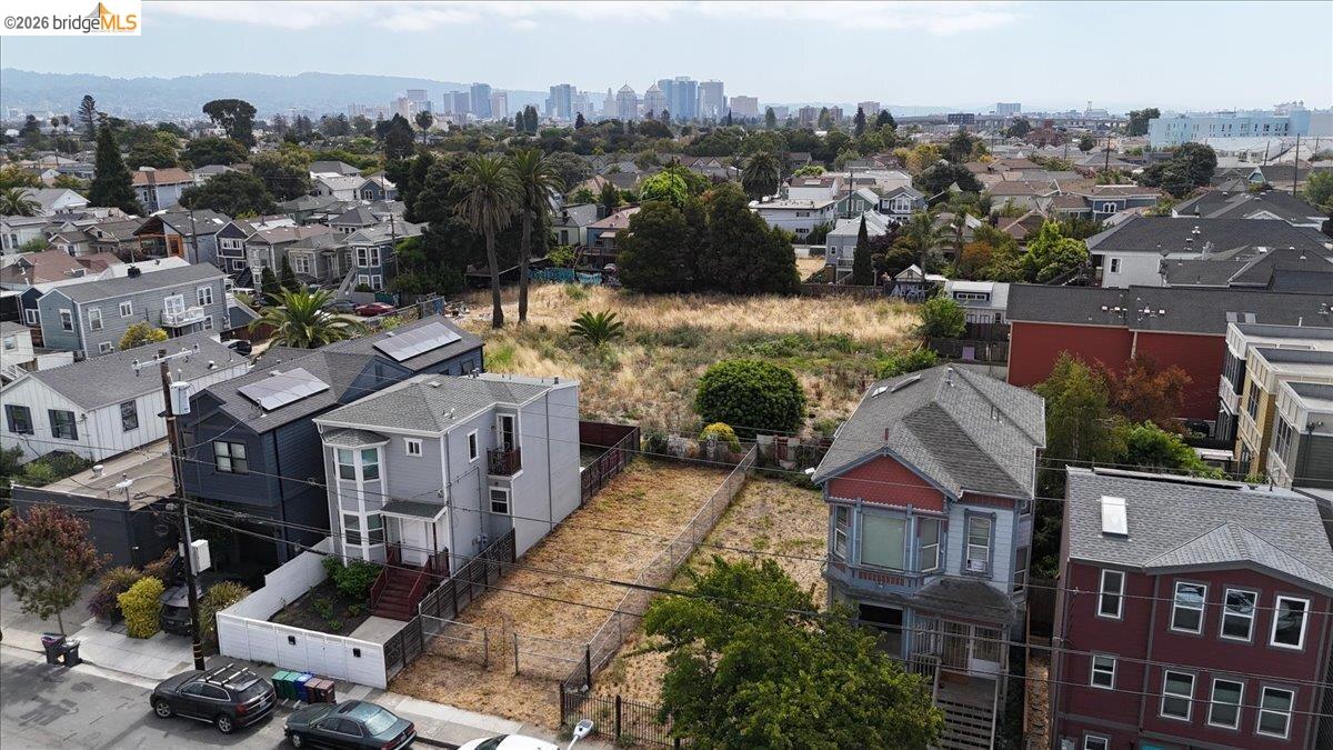 826 Pine ST, Oakland CA 94607 — photo 10