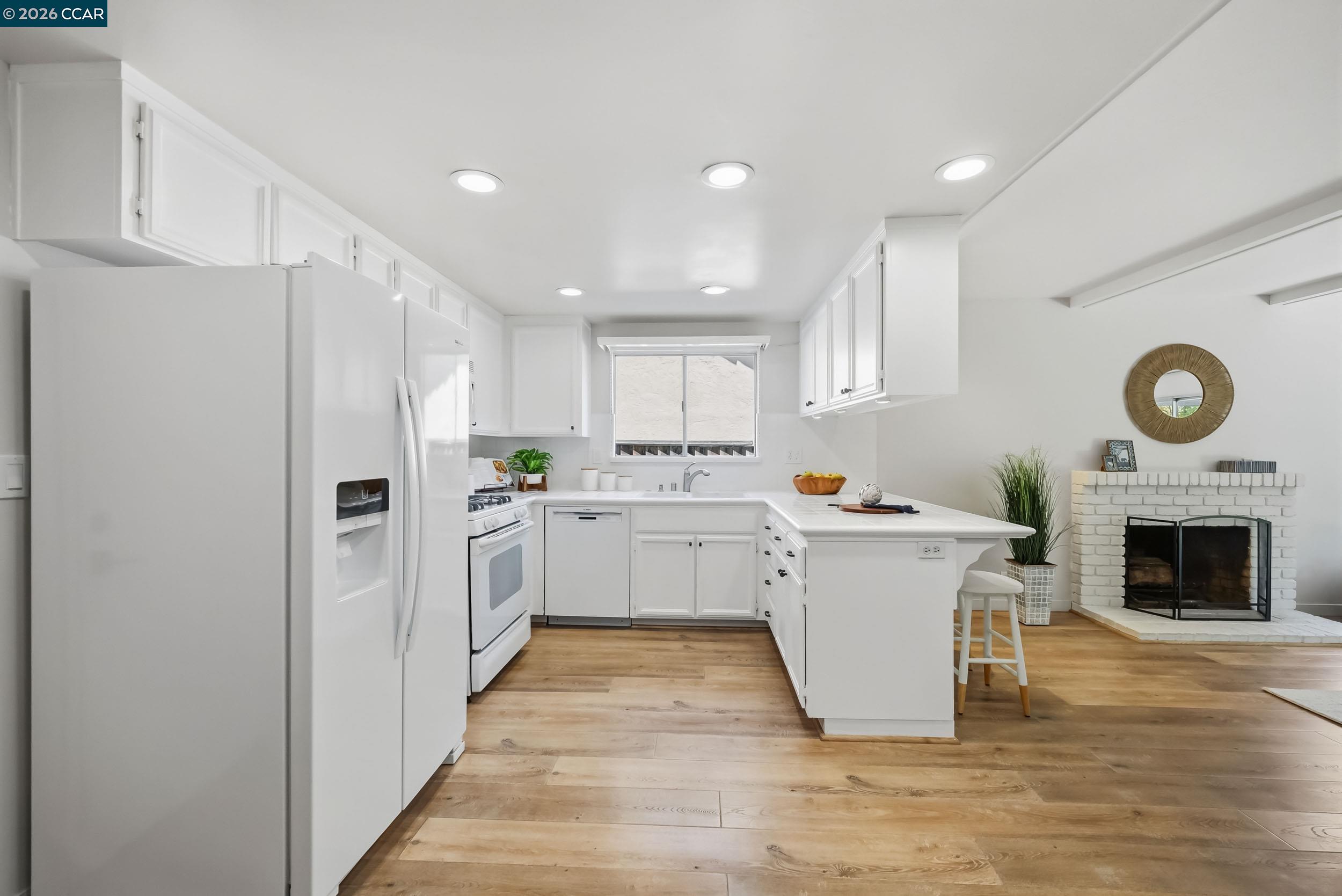 4495 Sweet Shrub Ct, Concord CA 94521 — photo 10