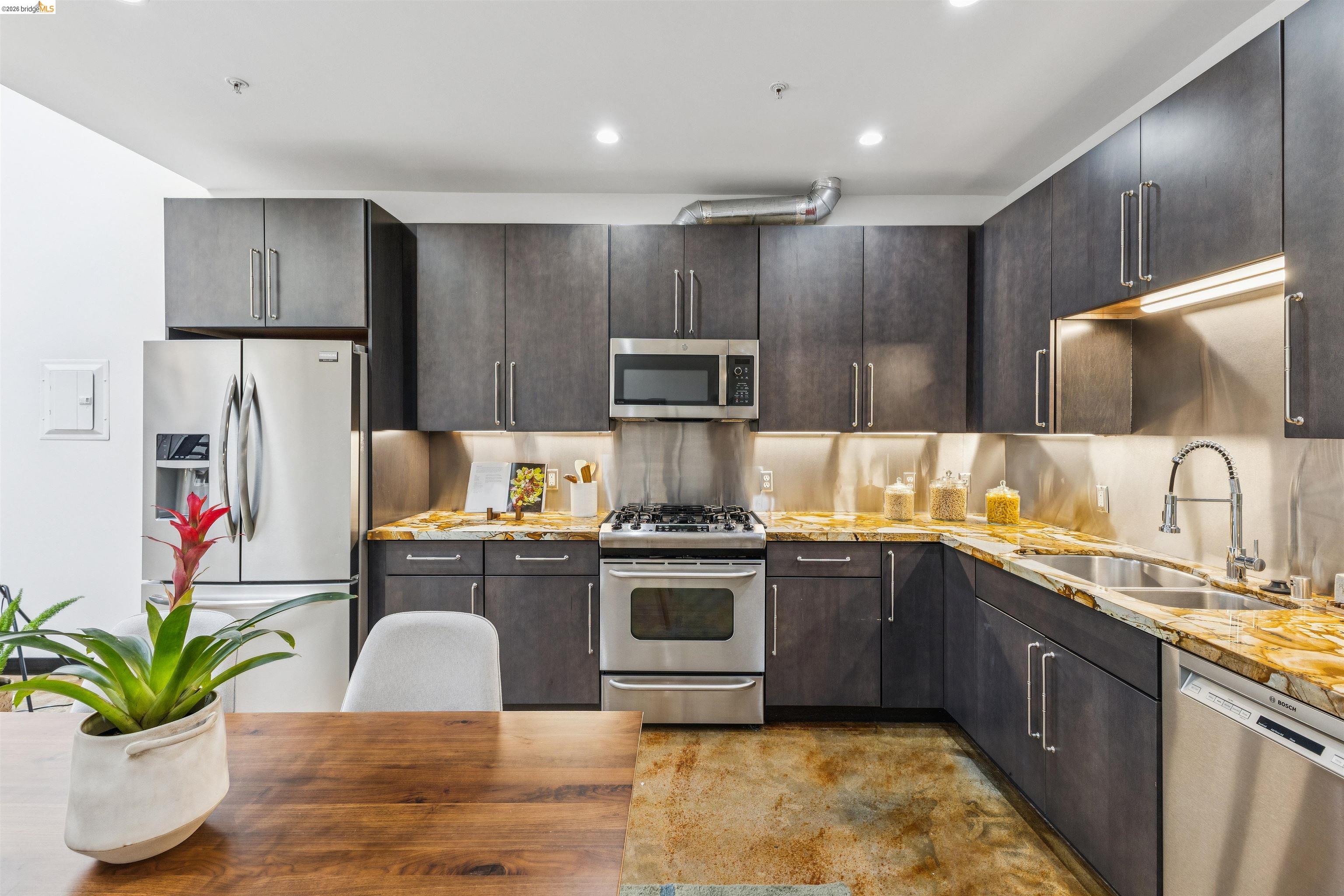 425 E 11Th St # 6, Oakland CA 94606 — photo 11