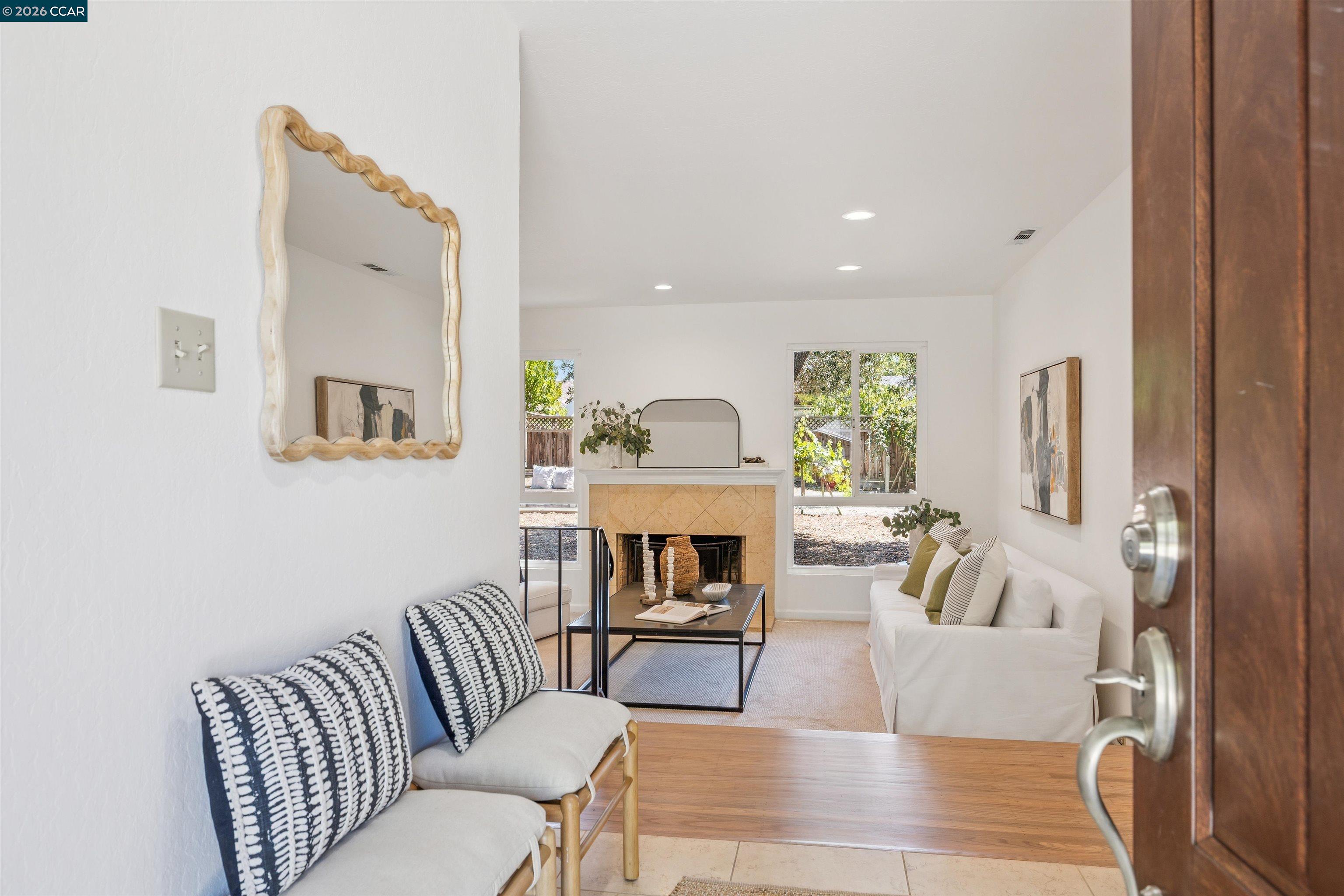 633 Laird Ln, Lafayette CA 94549 — photo 2