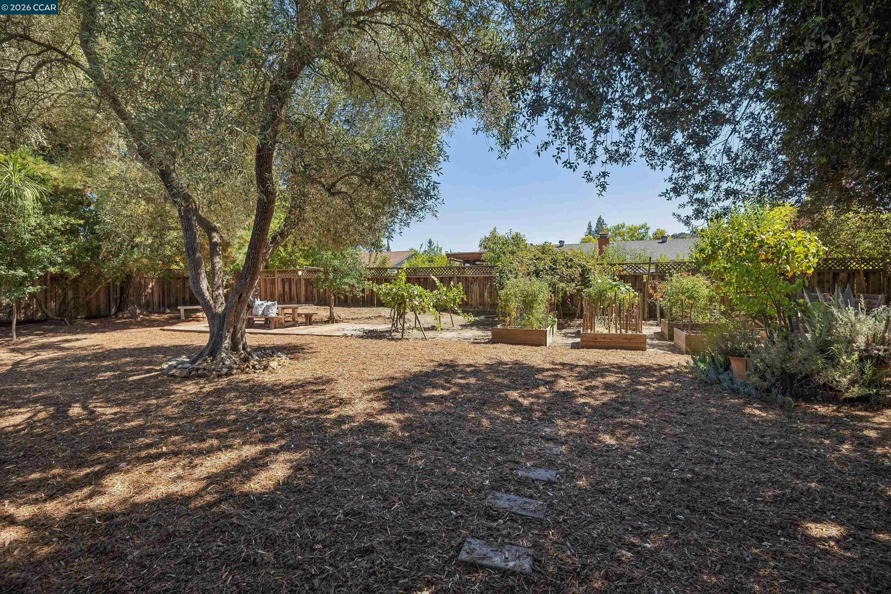 633 Laird Ln, Lafayette CA 94549 — photo 27
