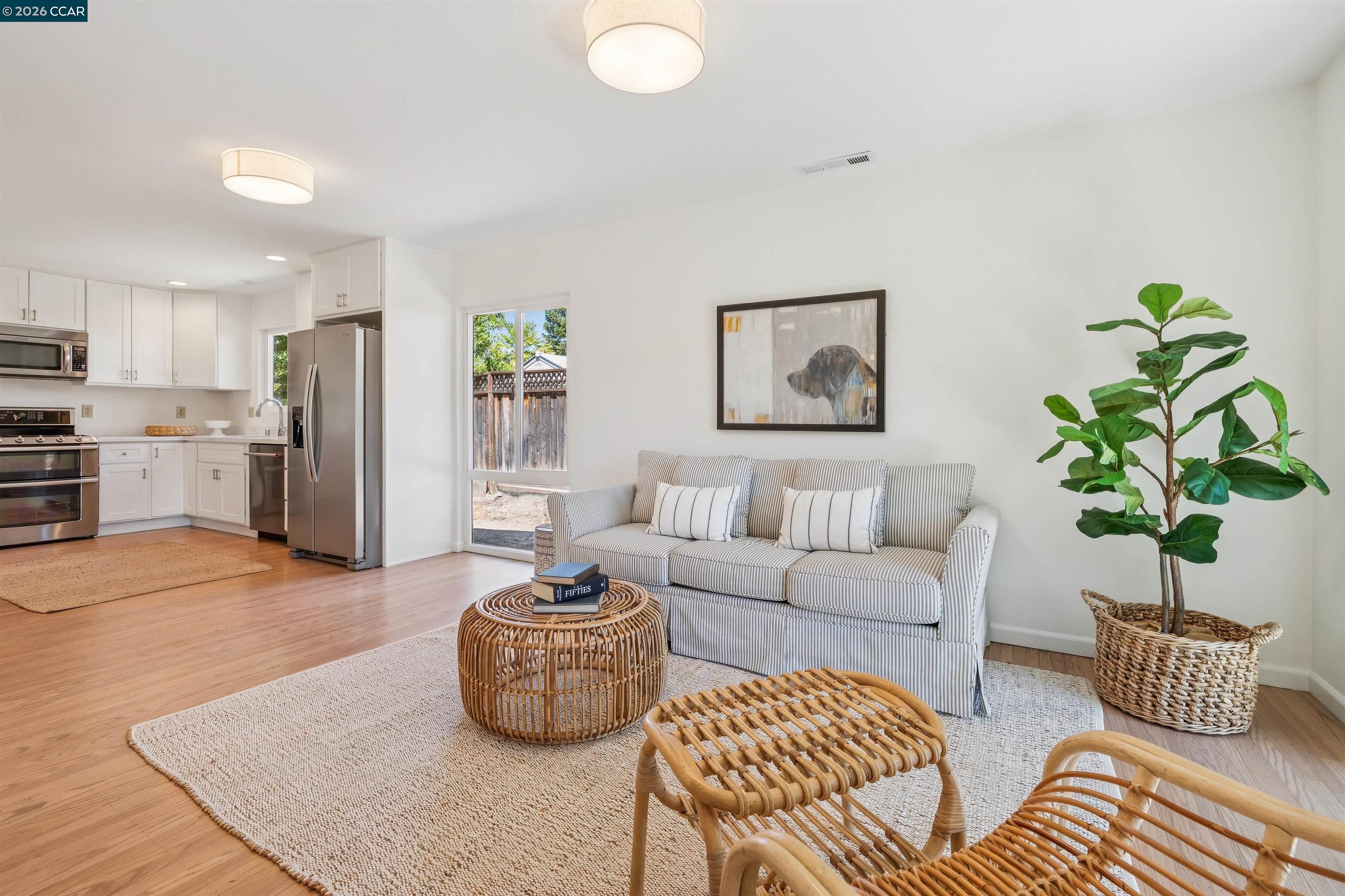 633 Laird Ln, Lafayette CA 94549 — photo 7