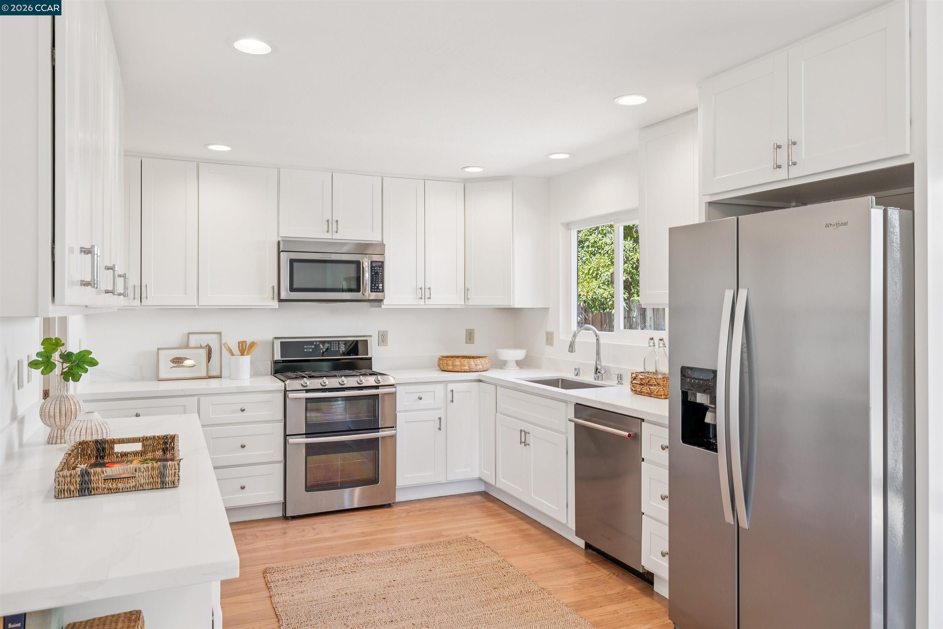633 Laird Ln, Lafayette CA 94549 — photo 9