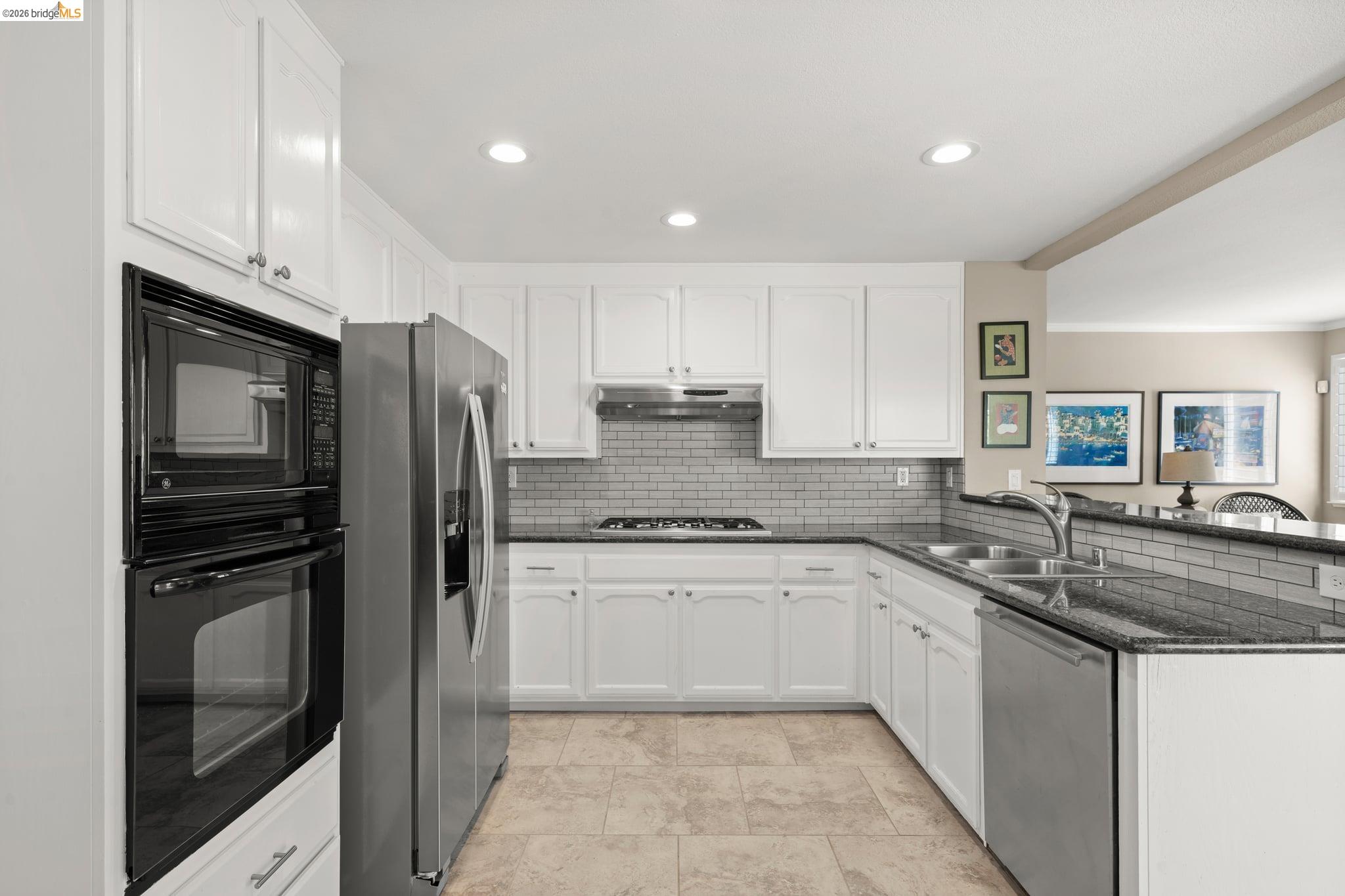 2216 Colonial Ct, Discovery Bay CA 94505 — photo 16