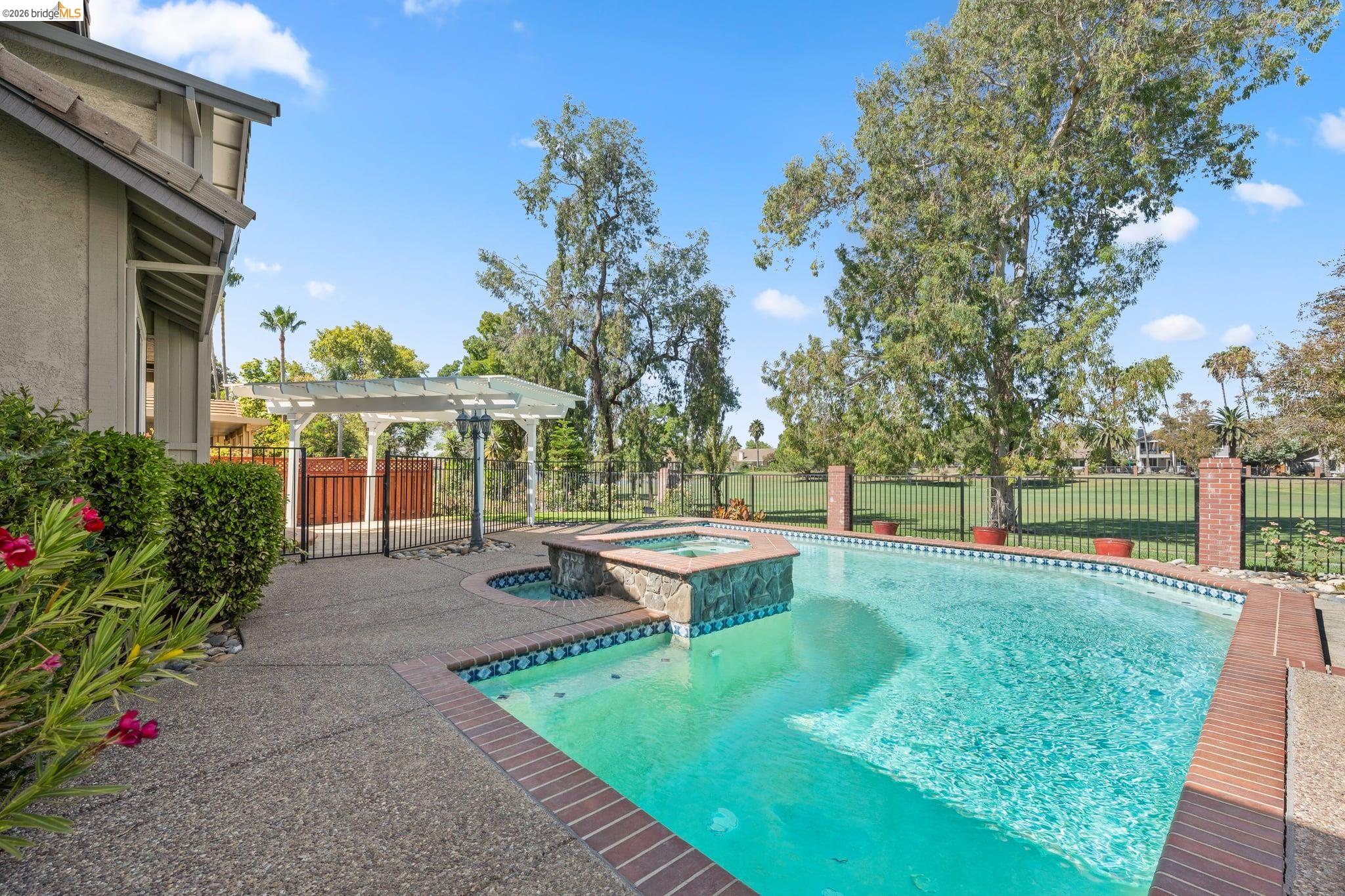 2216 Colonial Ct, Discovery Bay CA 94505 — photo 40