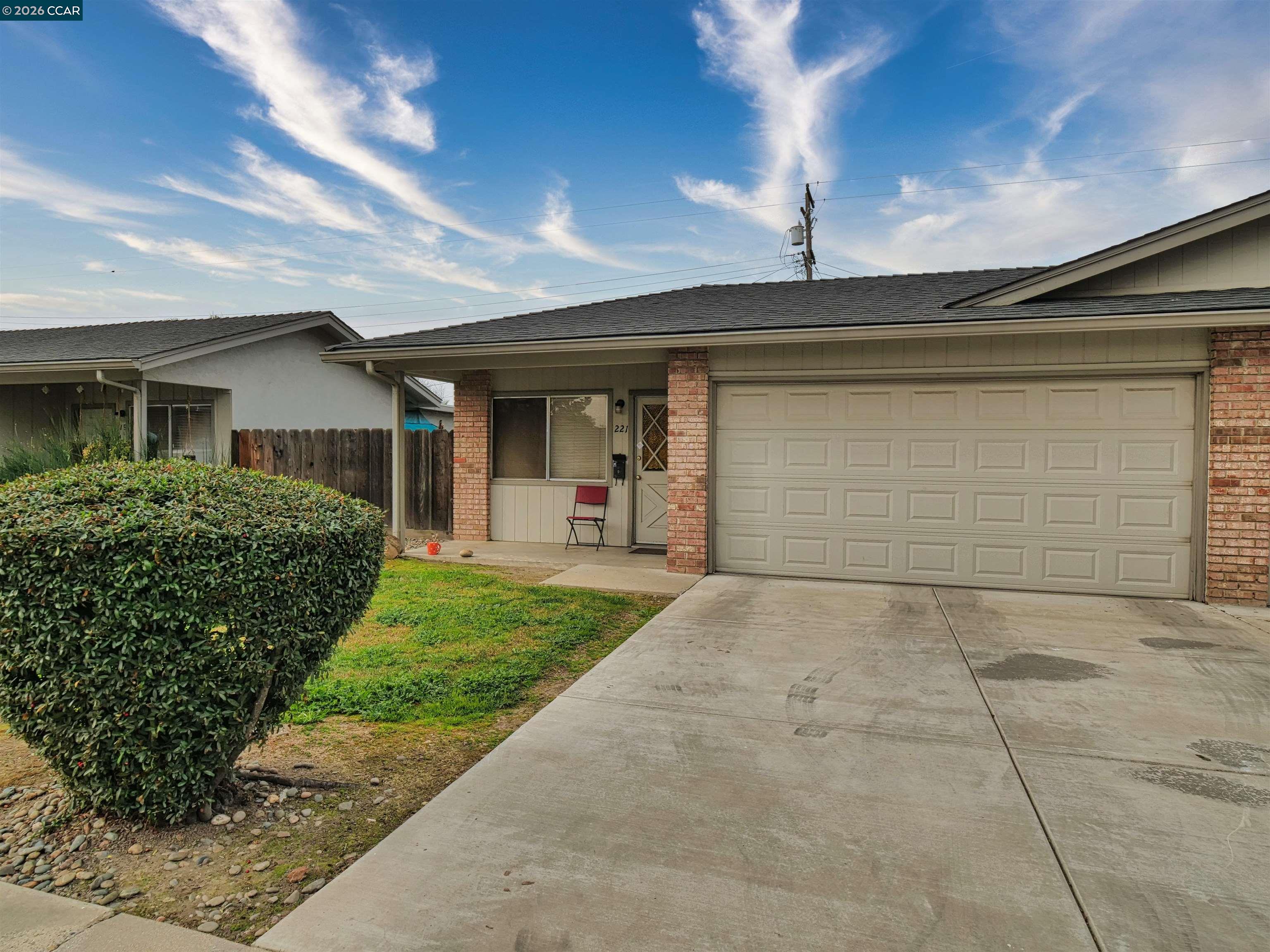 221 Kingston Lane, Modesto CA 95354 — photo 4