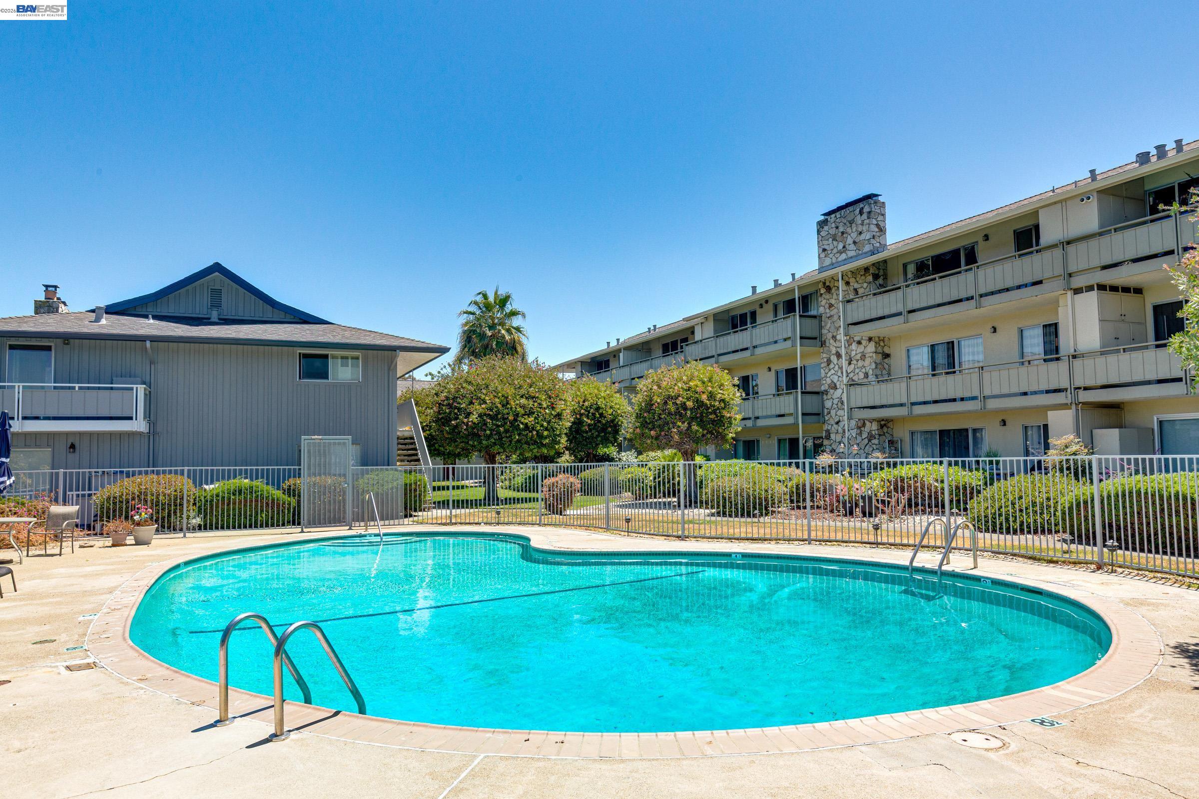 339 Broadway # 307, Alameda CA 94501 — photo 15