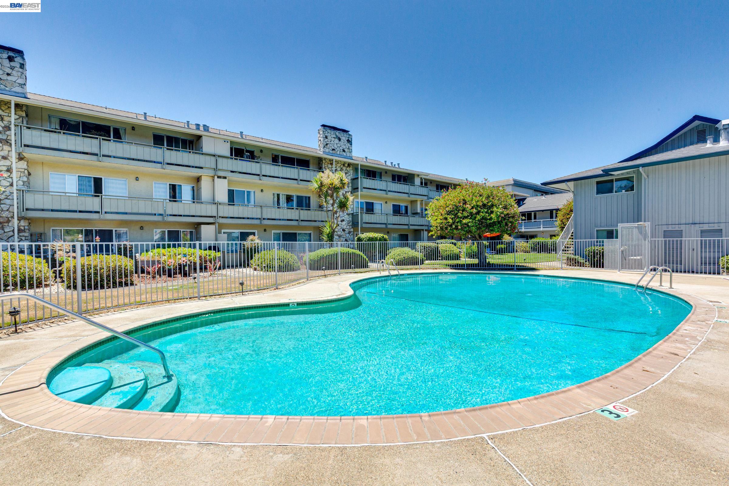 339 Broadway # 307, Alameda CA 94501 — photo 16