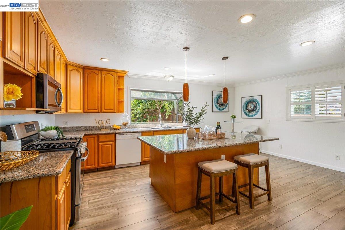 3675 Monterey Blvd, San Leandro CA 94578 — photo 8