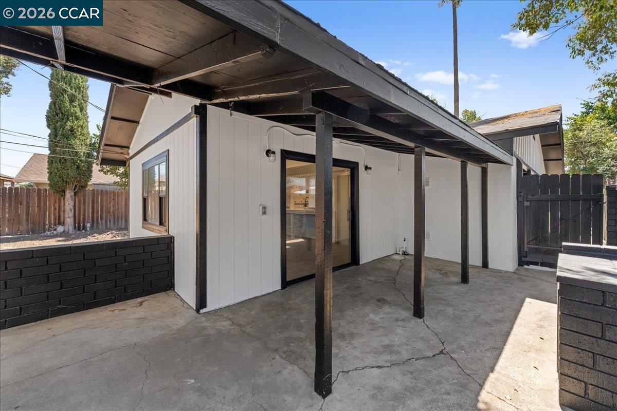 341 Arcade Blvd, Sacramento CA 95815 — photo 5
