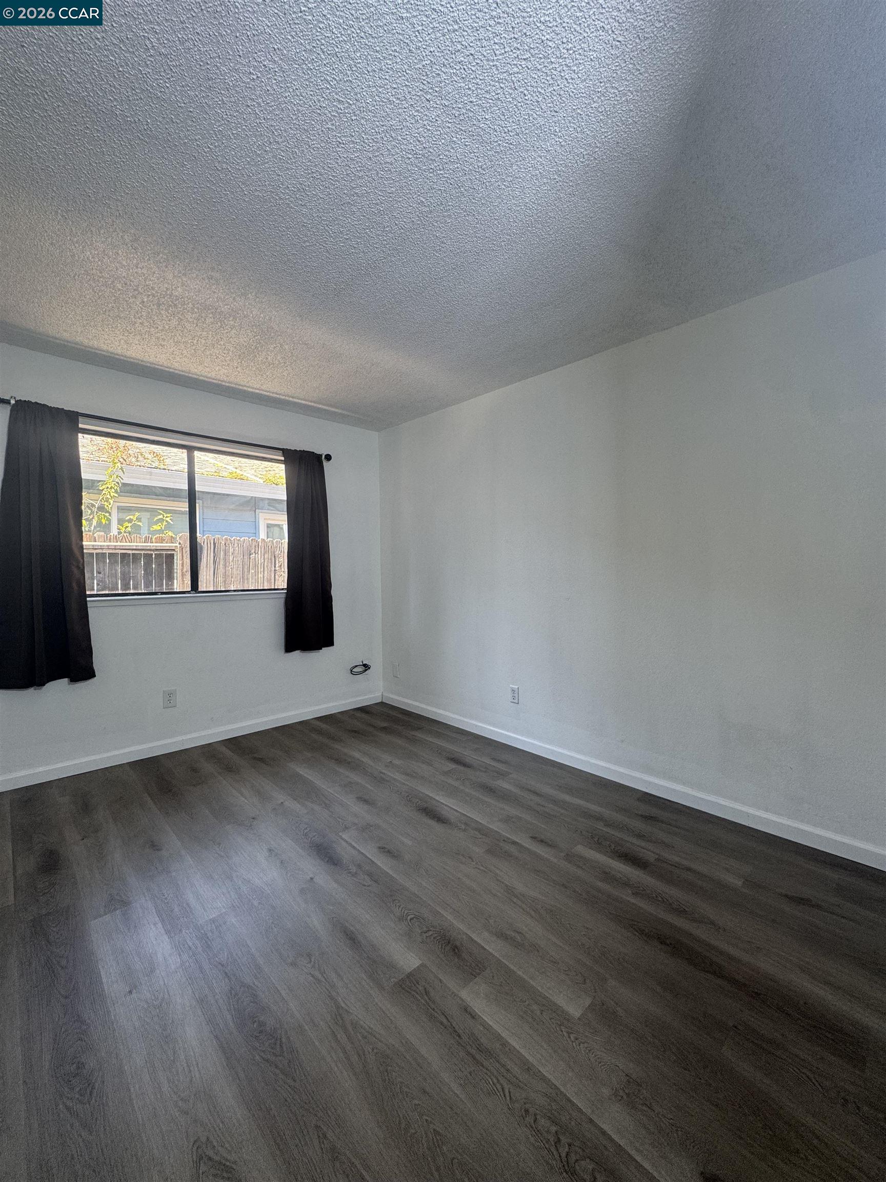 7516 Whisperwillow Dr, Sacramento CA 95828 — photo 12