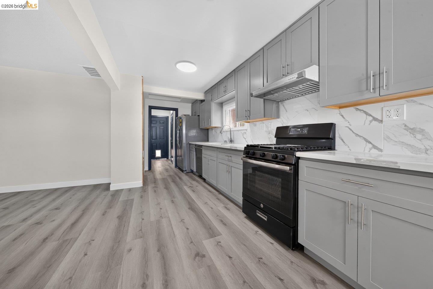 3240 Logan St, Oakland CA 94601 — photo 27