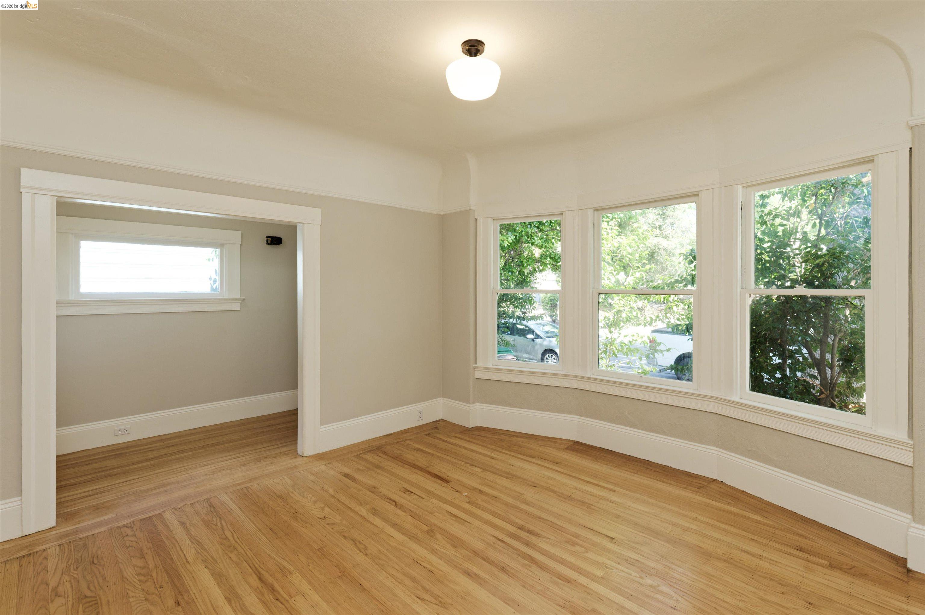 437 51St St, Oakland CA 94609 — photo 15