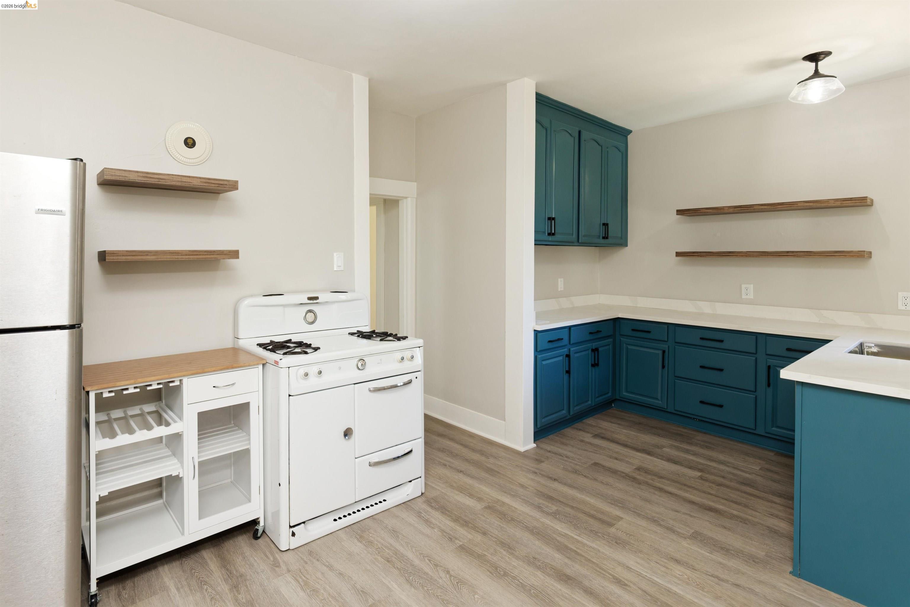 437 51St St, Oakland CA 94609 — photo 20