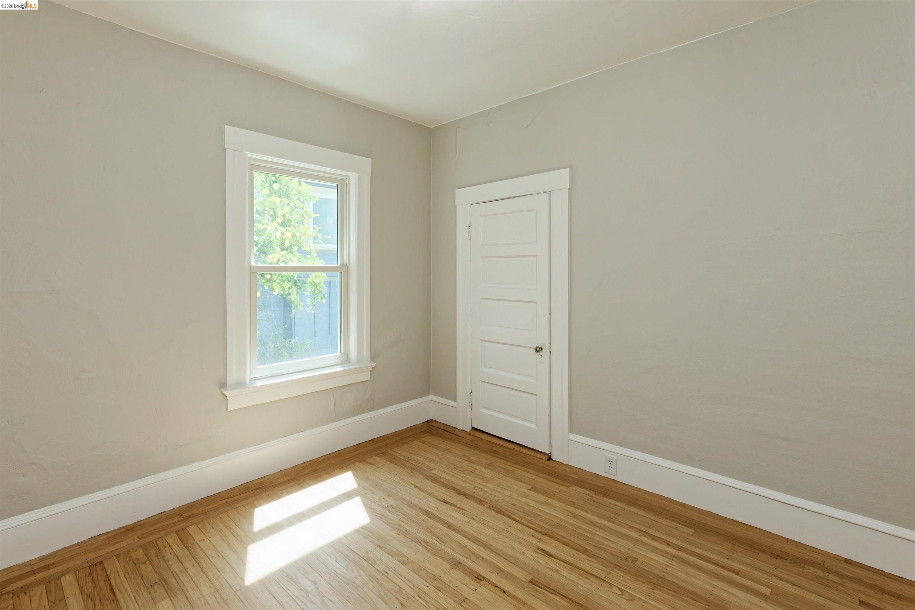 437 51St St, Oakland CA 94609 — photo 26
