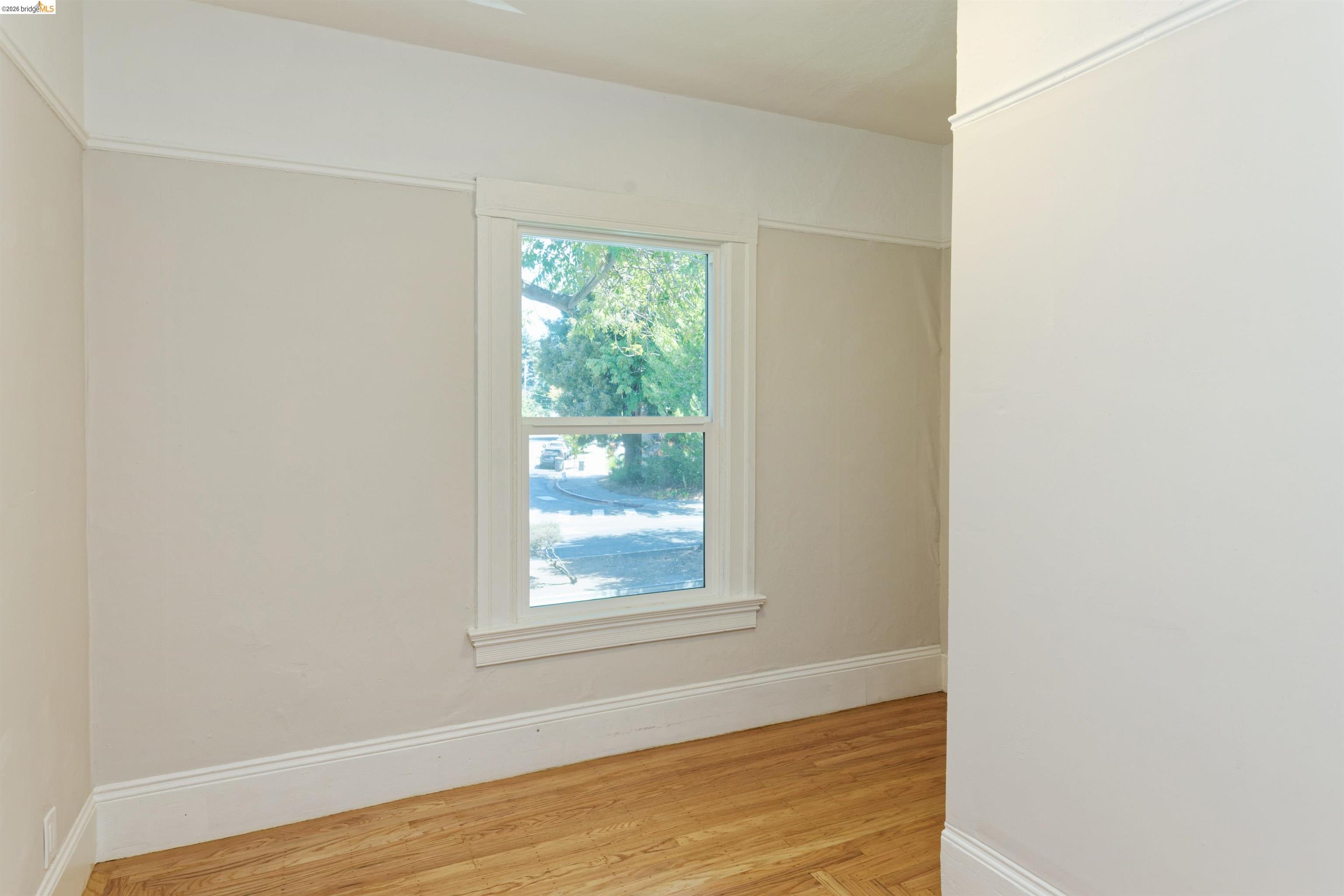 437 51St St, Oakland CA 94609 — photo 10