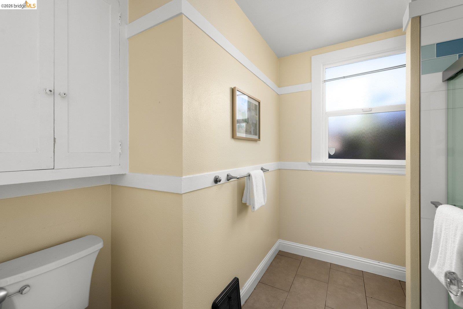 1927 Vicksburg Ave, Oakland CA 94601 — photo 21