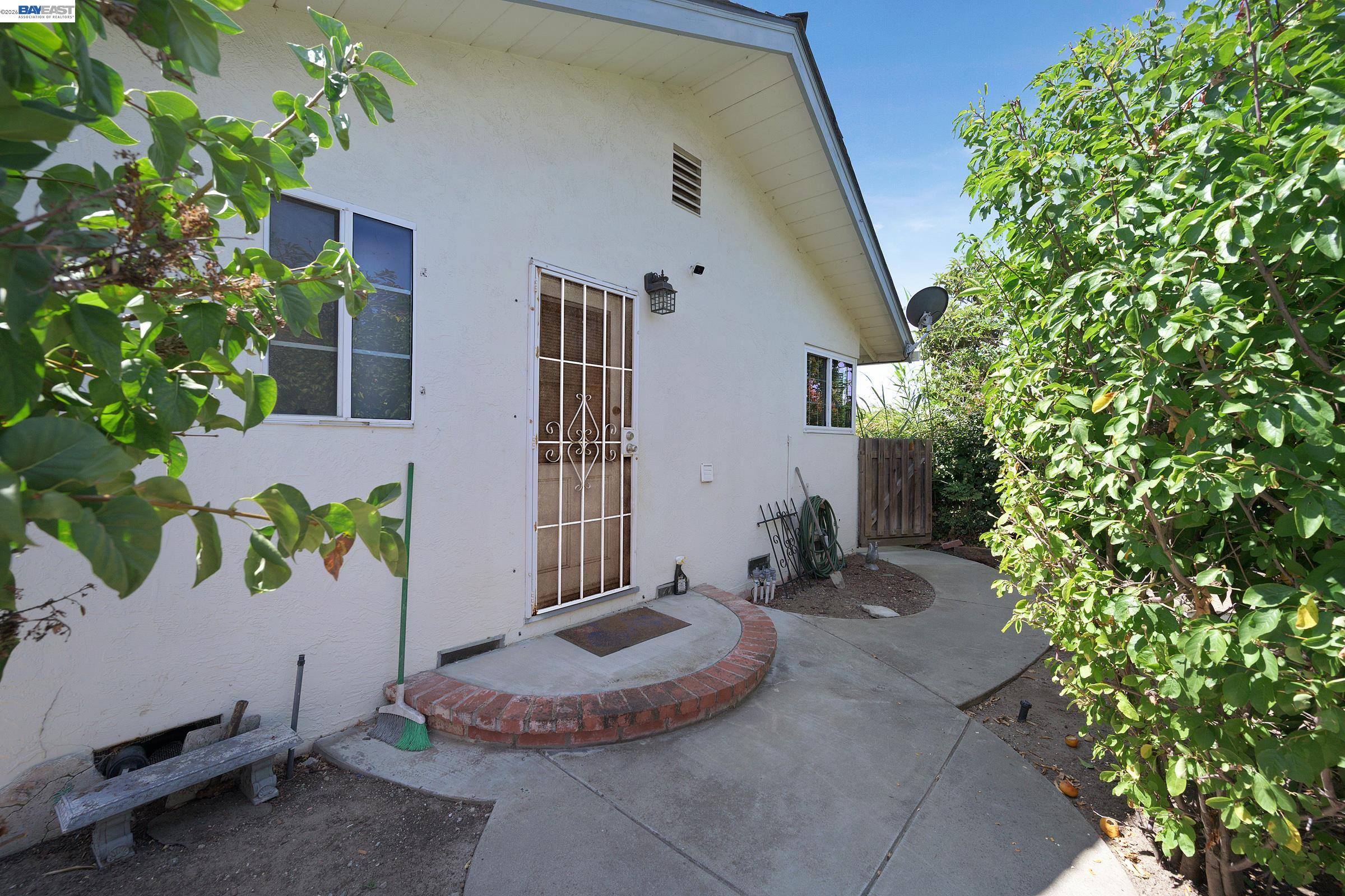 1254 Daily Dr, San Leandro CA 94577 — photo 34