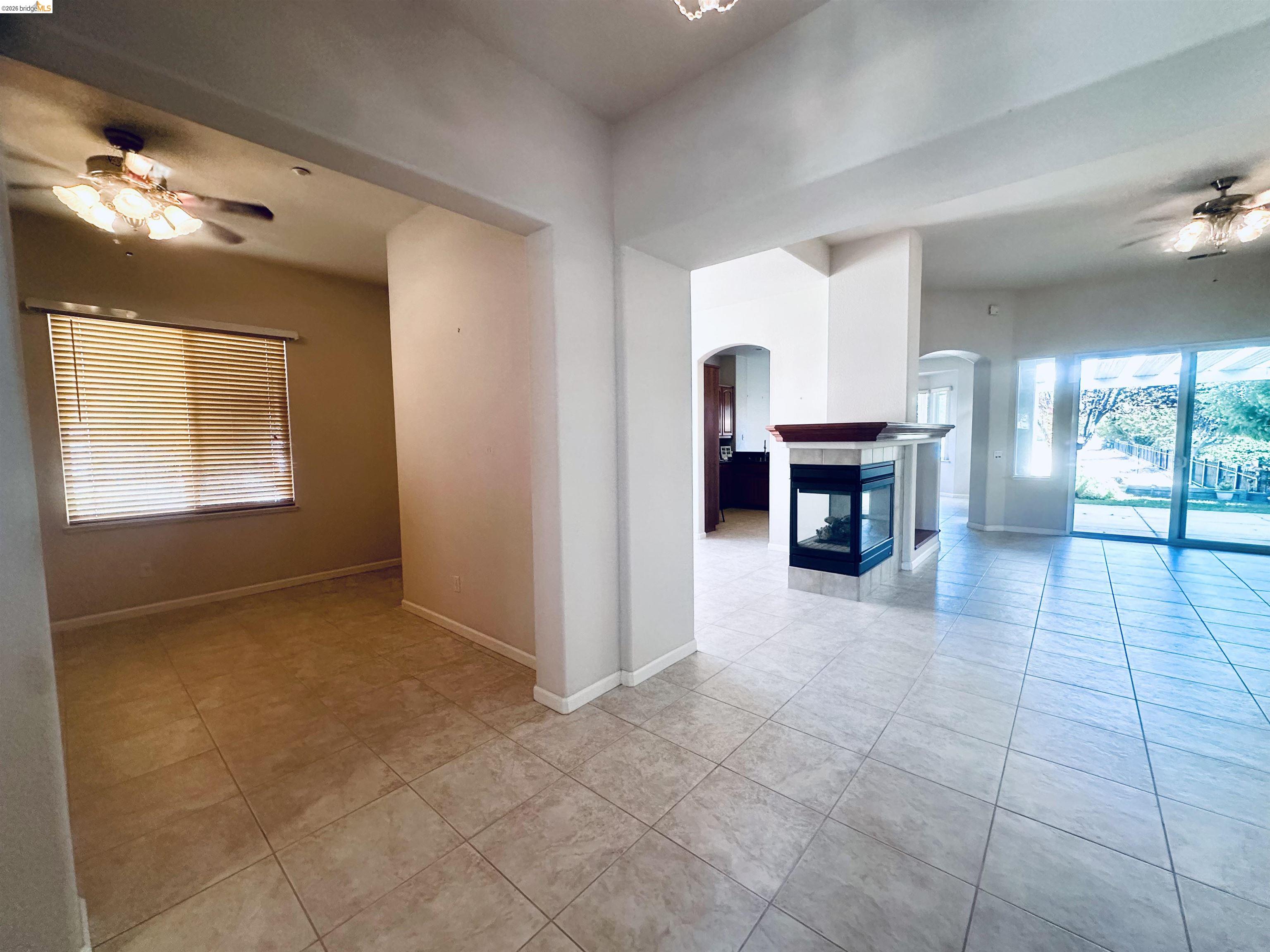 1116 Burghley Ln, Brentwood CA 94513 — photo 15