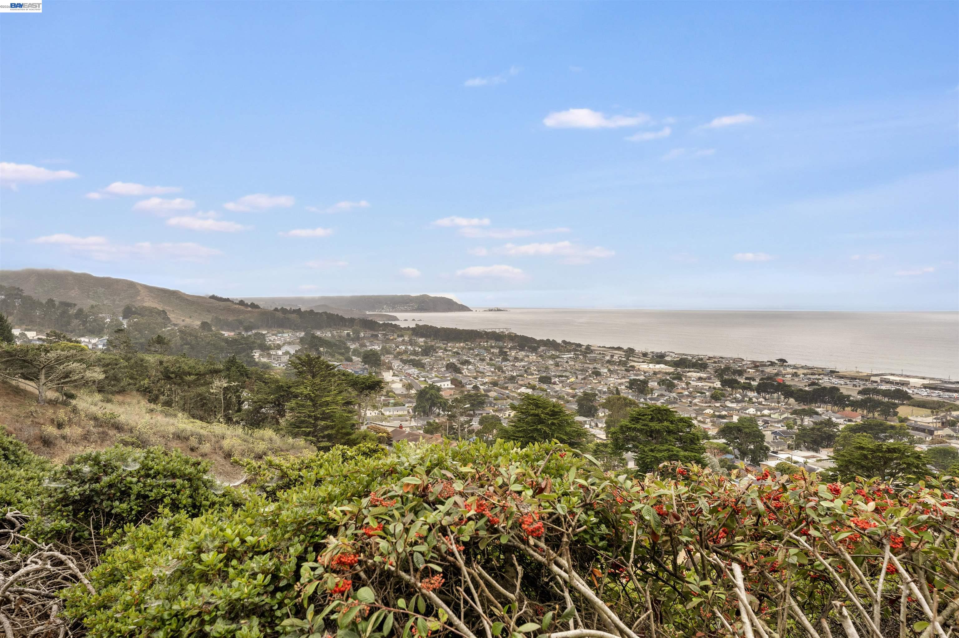 262 Beachview Ave # 4, Pacifica CA 94044 — photo 41