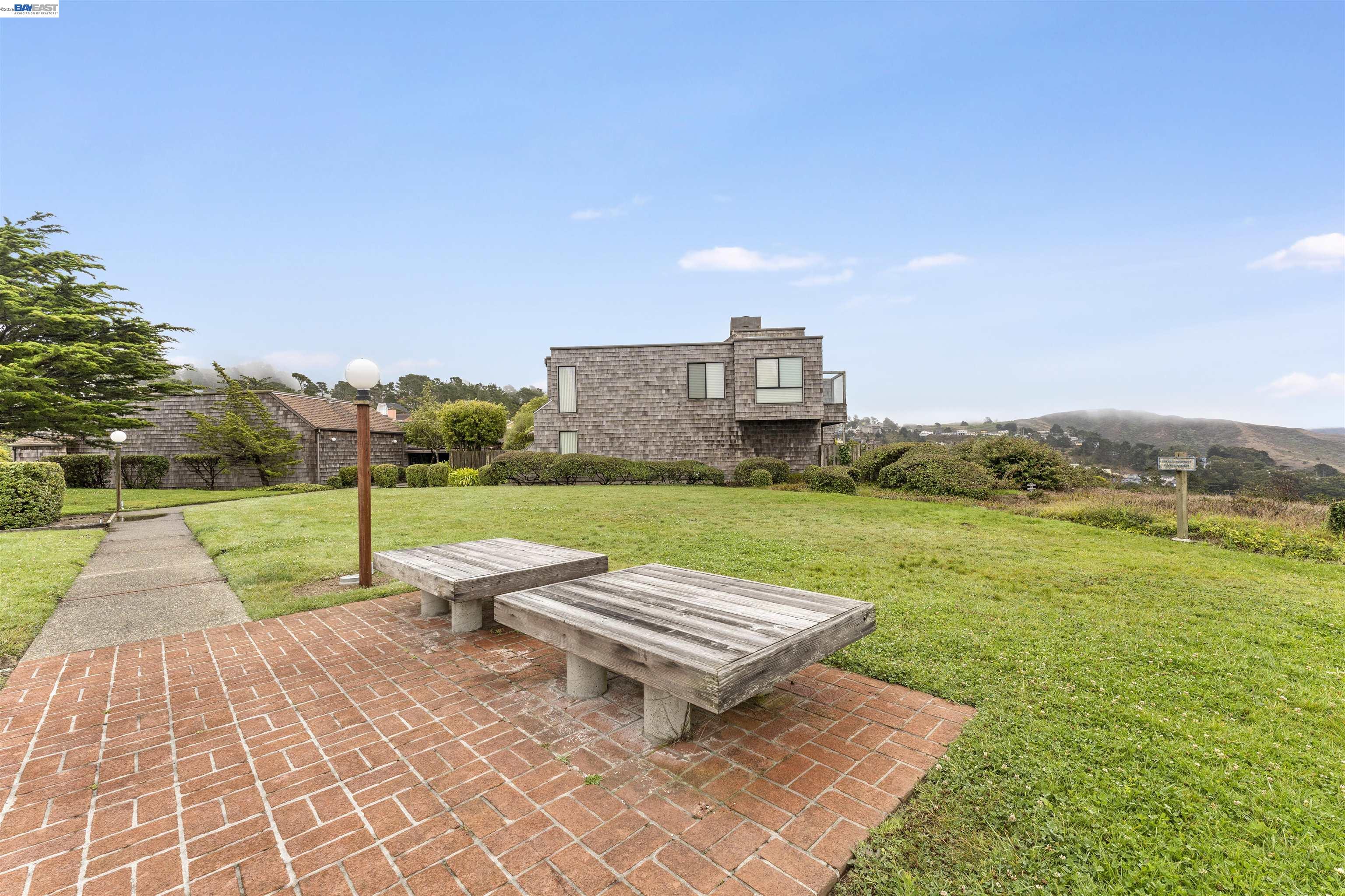 262 Beachview Ave # 4, Pacifica CA 94044 — photo 46