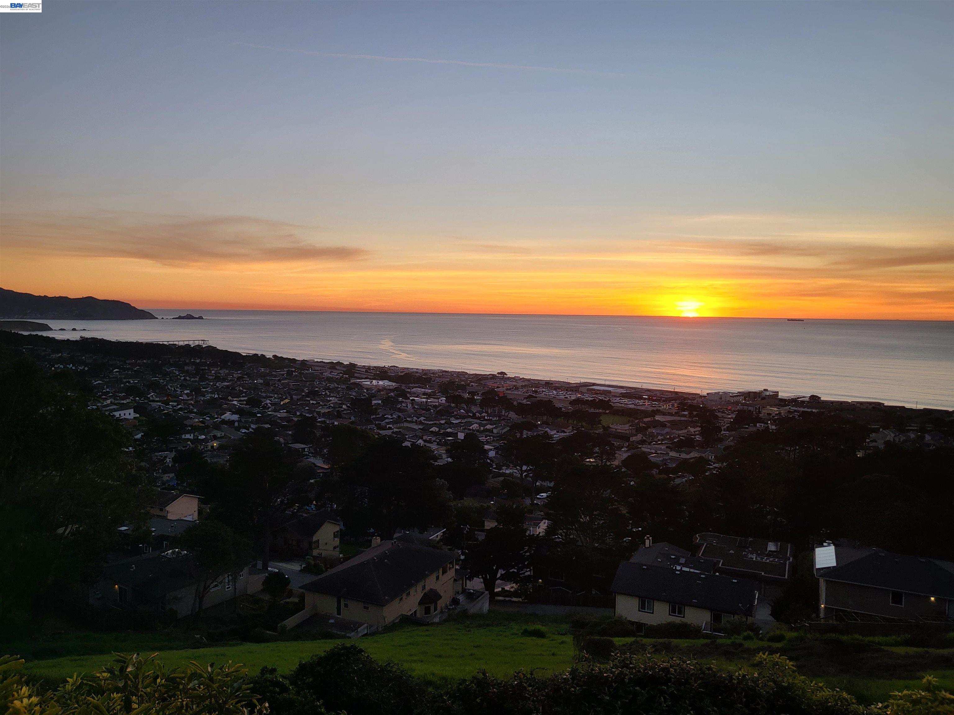 262 Beachview Ave # 4, Pacifica CA 94044 — photo 54