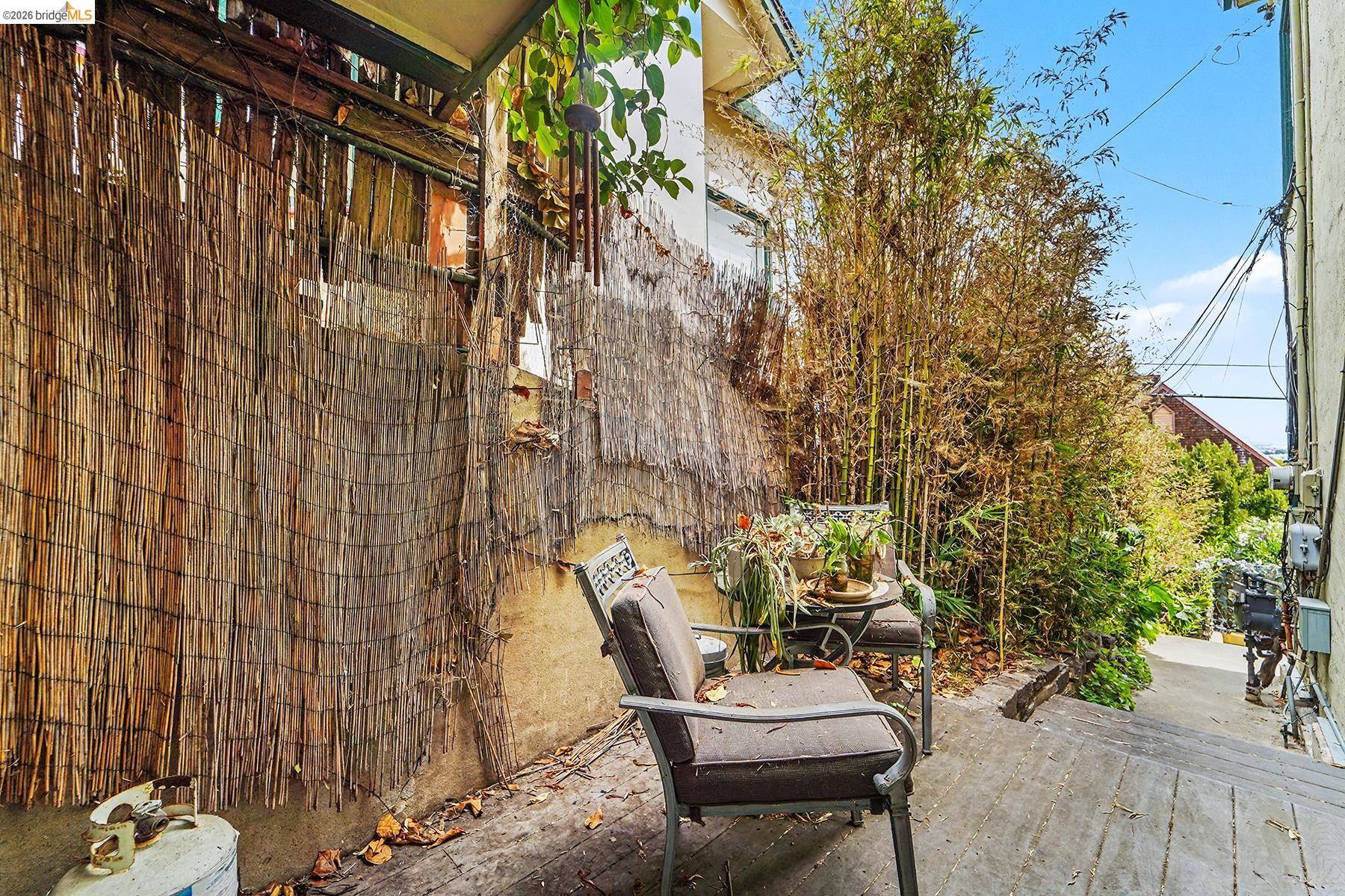 213 Nicholl Ave, Richmond CA 94801 — photo 6