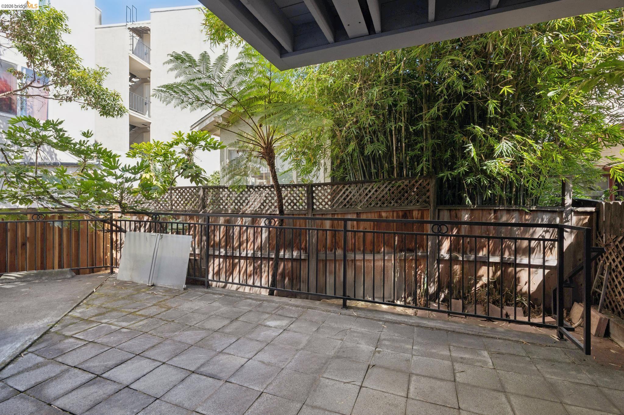 459 Stow Ave, Oakland CA 94606 — photo 15