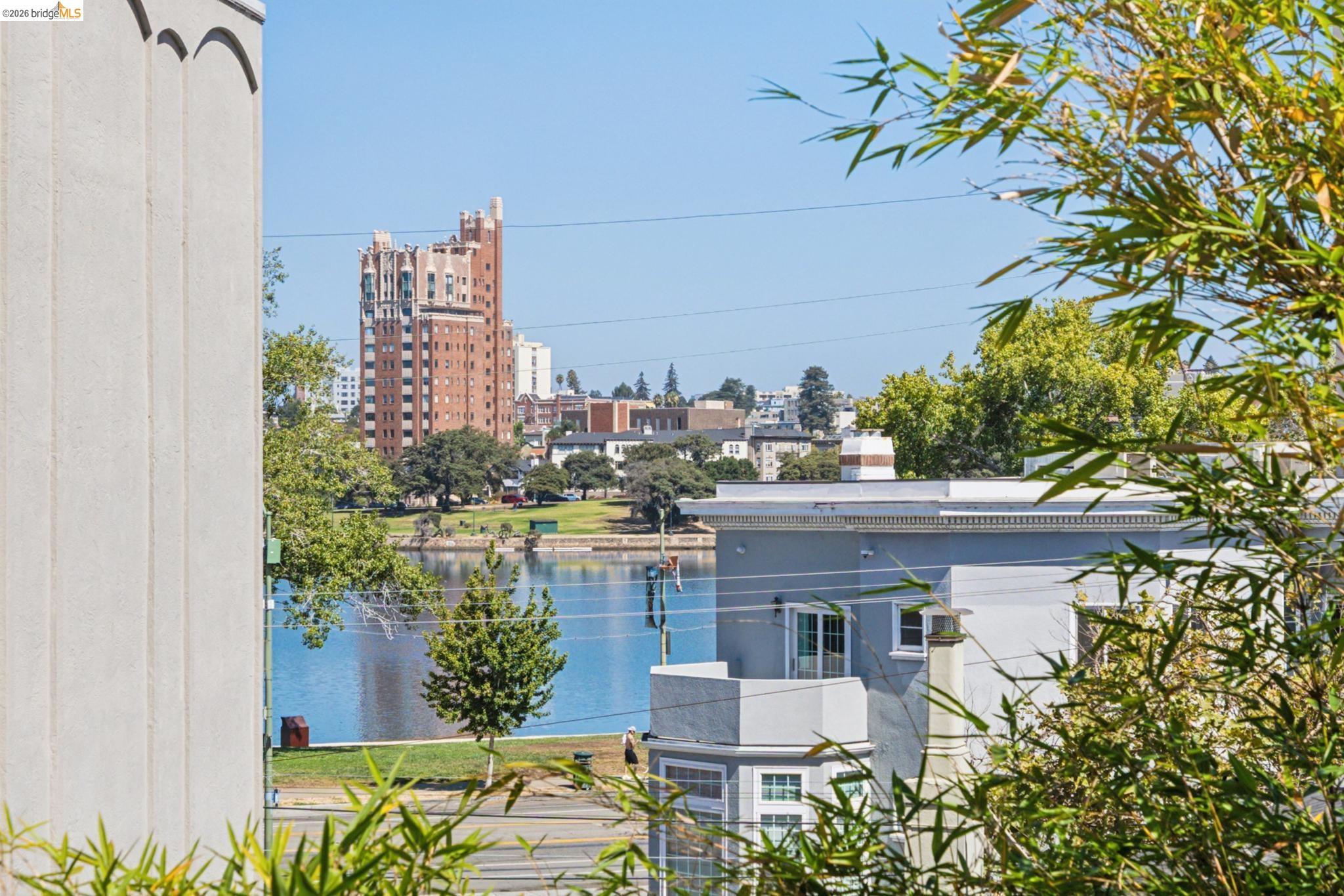459 Stow Ave, Oakland CA 94606 — photo 50