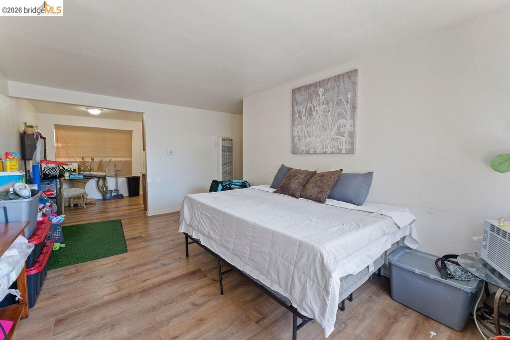 9833 Walnut St, Oakland CA 94603 — photo 32