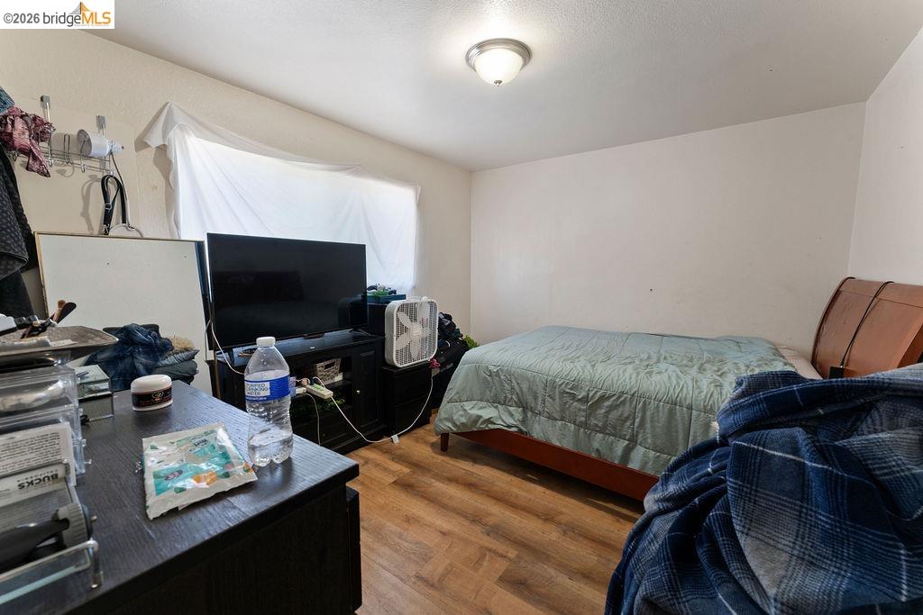 9833 Walnut St, Oakland CA 94603 — photo 37