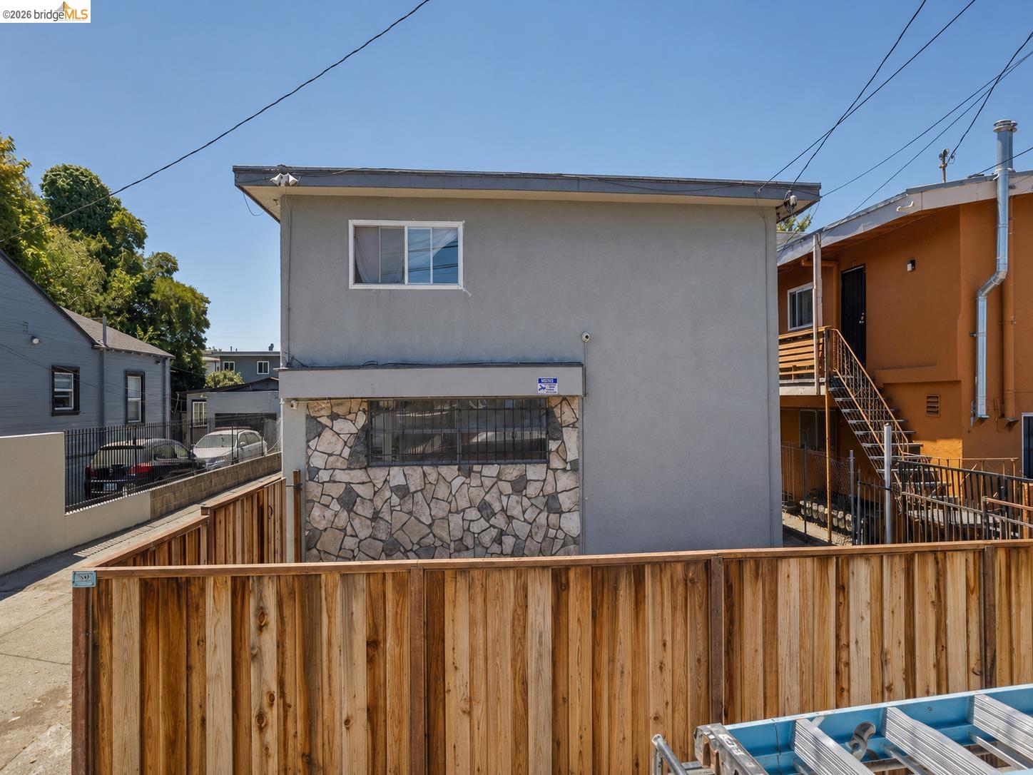 9833 Walnut St, Oakland CA 94603 — photo 6
