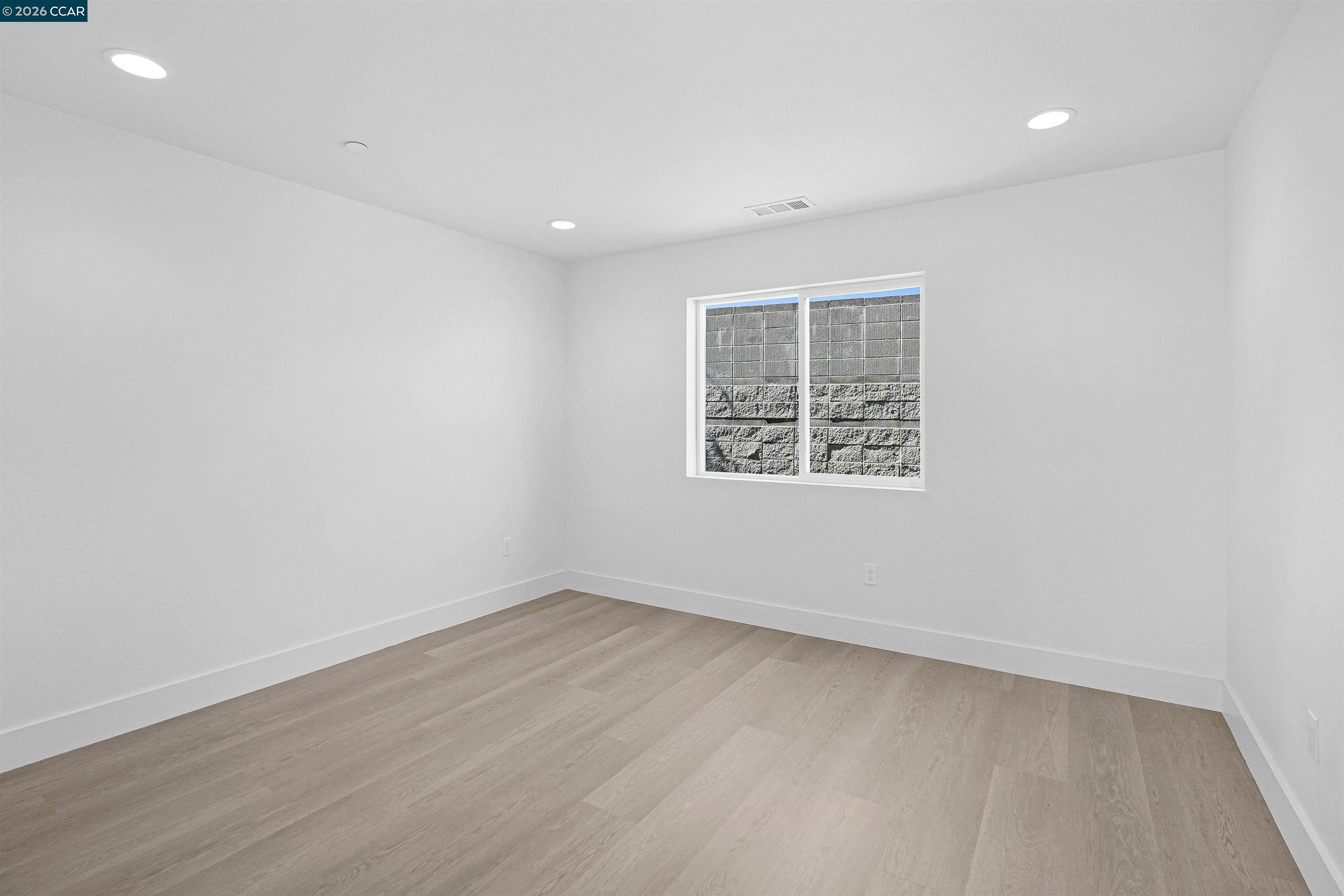 2100 Paige Ct, Pittsburg CA 94565 — photo 25