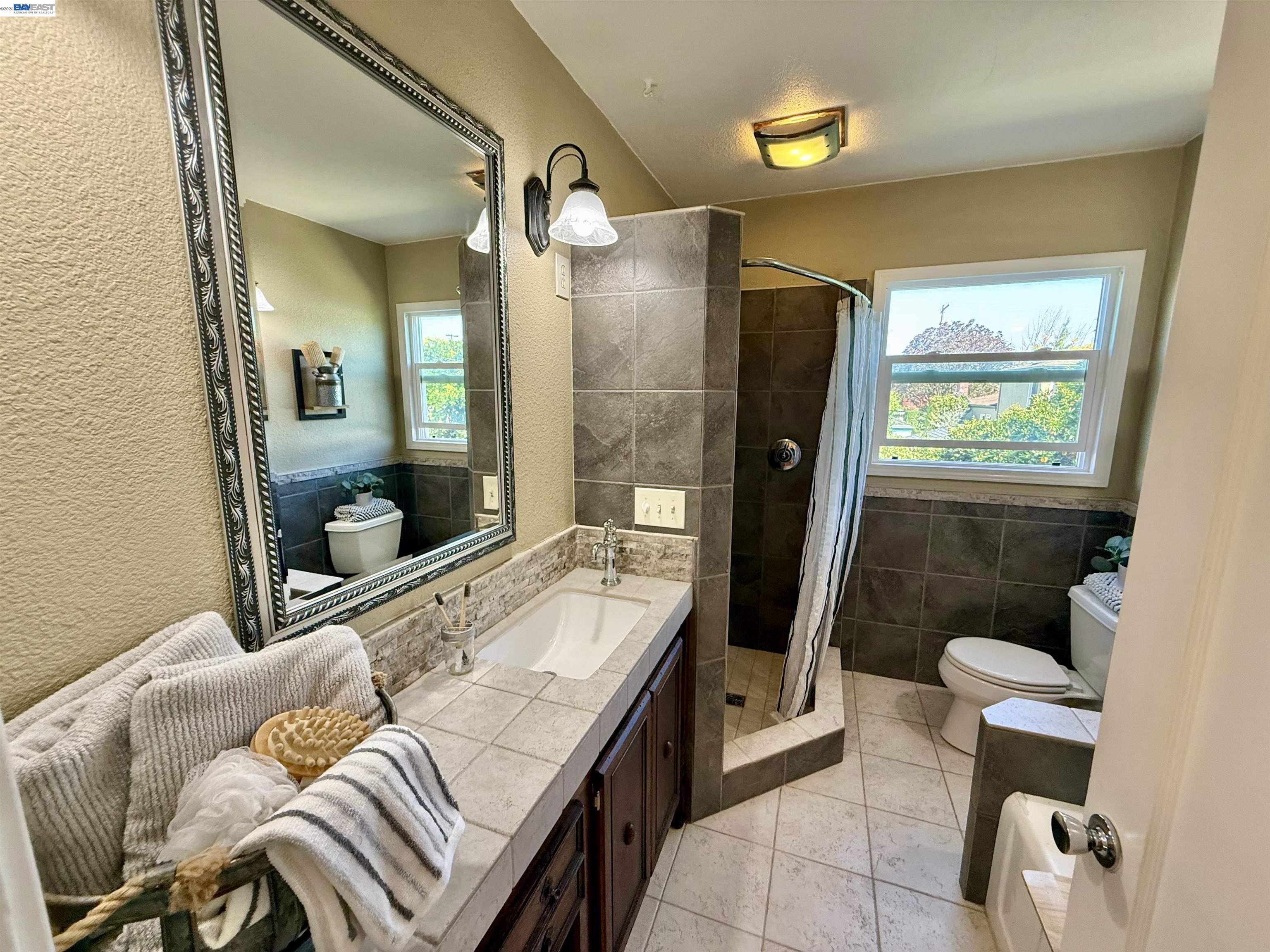 272 Lorraine Blvd, San Leandro CA 94577 — photo 33